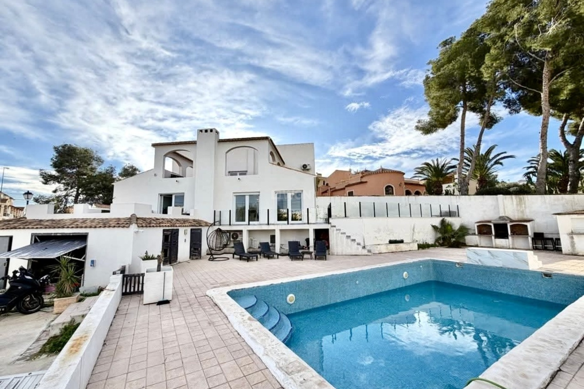 Resale - Villa - Villamartin - Costa Blanca
