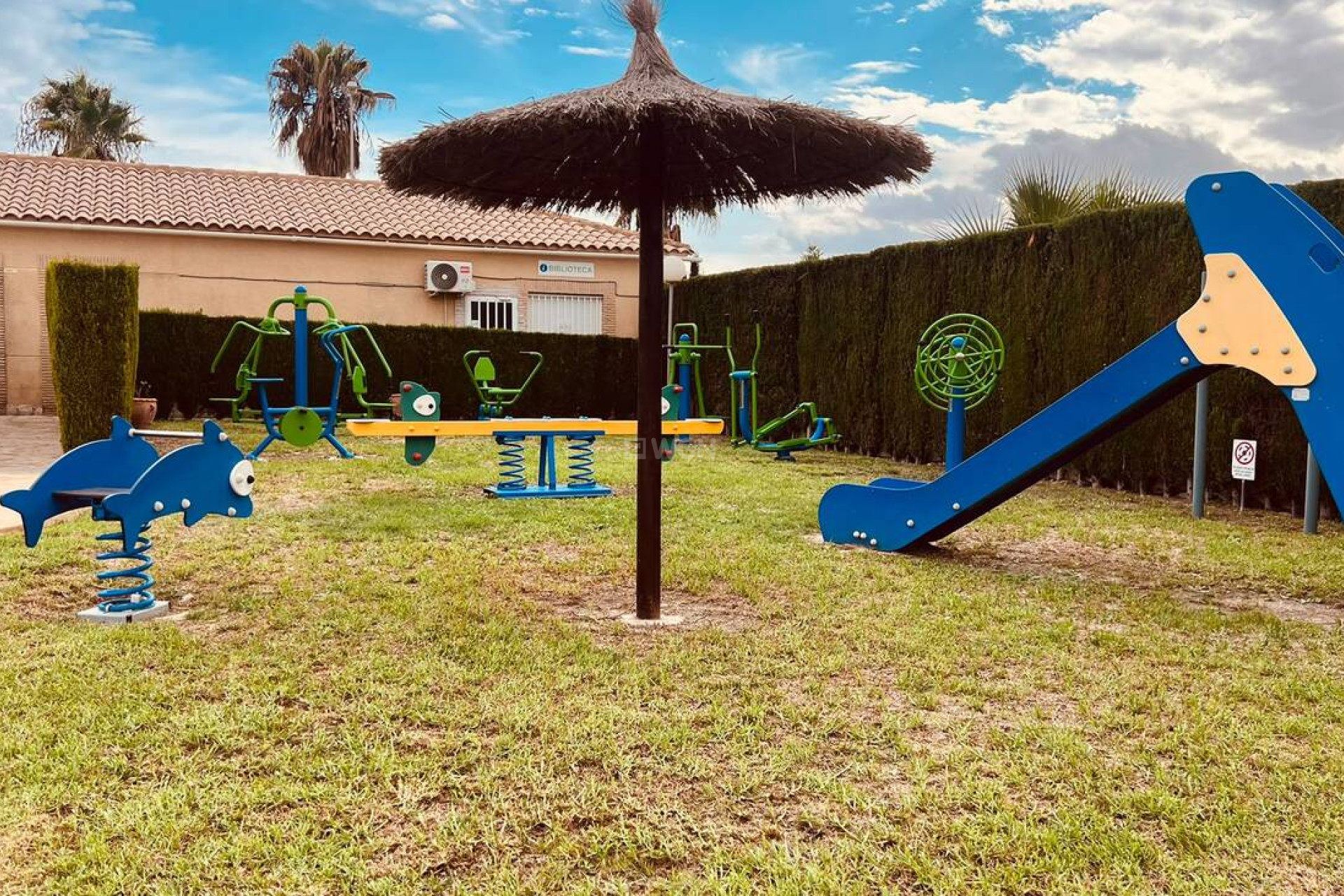 Resale - Villa - Villamartin - Costa Blanca