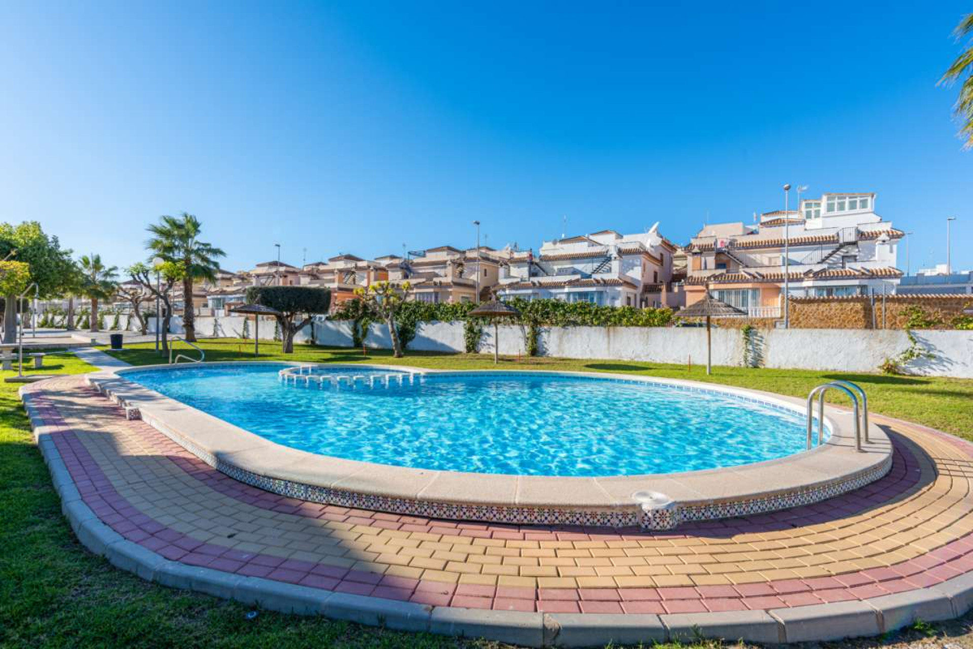 Resale - Villa - Villamartin - Costa Blanca