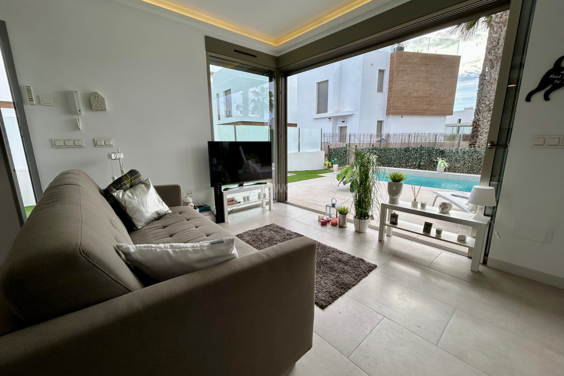 Resale - Villa - Villamartin - Costa Blanca