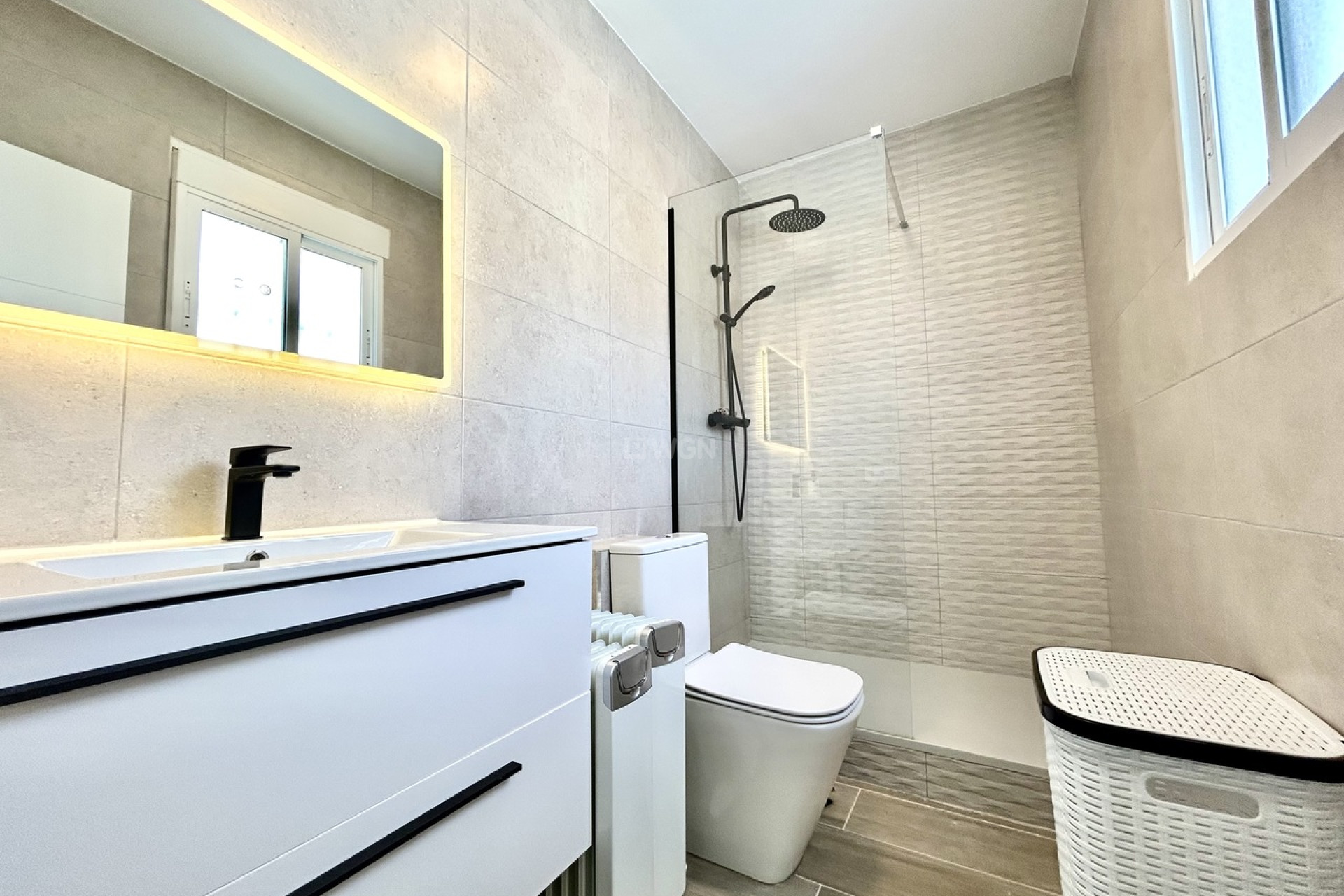 Resale - Villa - Villamartin - Costa Blanca