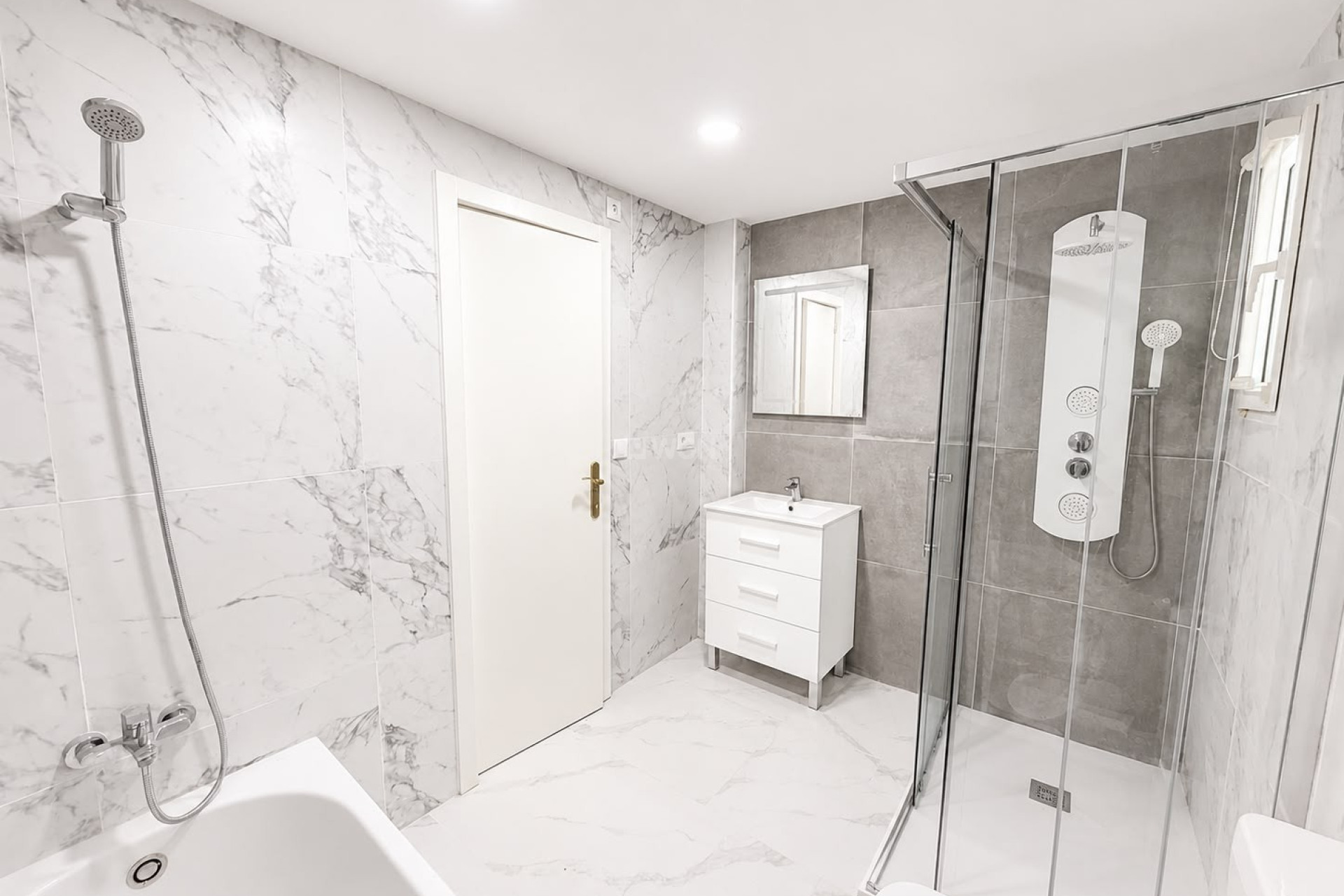 Resale - Villa - Villamartin - Costa Blanca