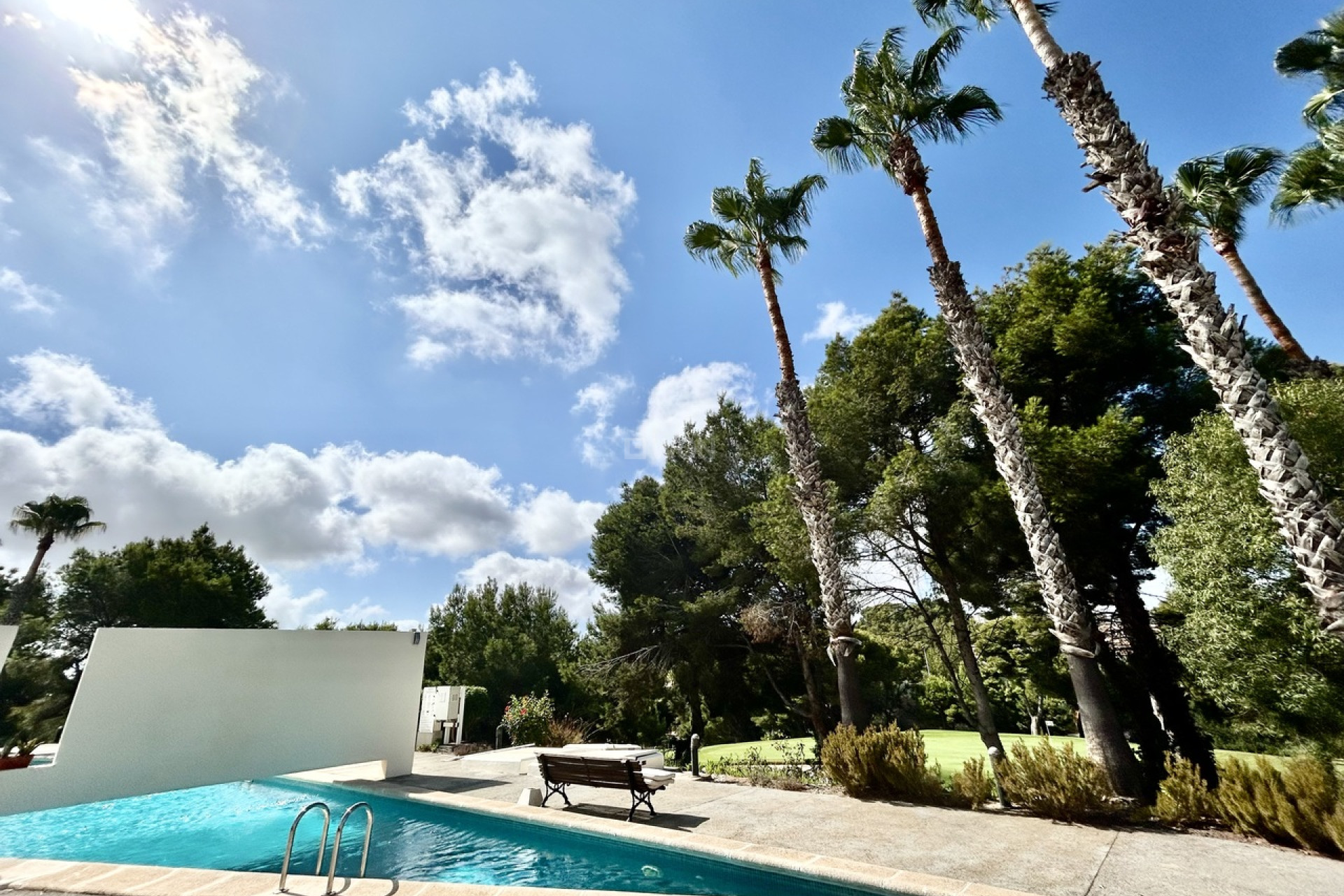 Resale - Villa - Villamartin - Costa Blanca