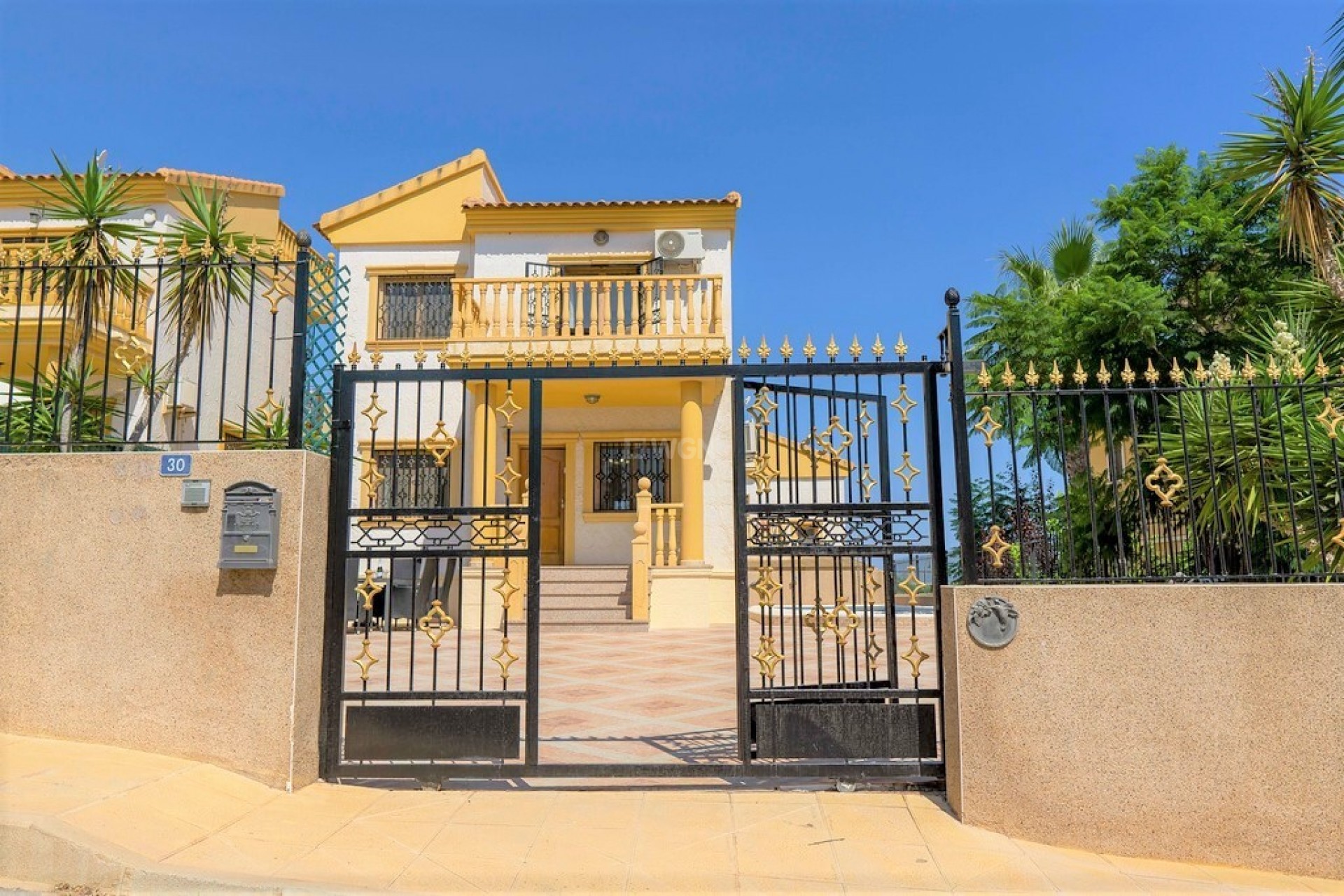 Resale - Villa - Villamartin - Las Filipinas