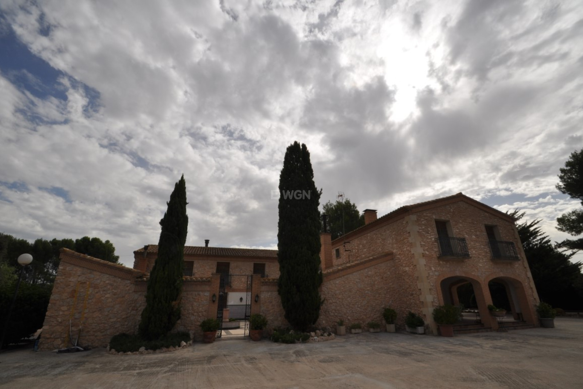 Resale - Villa - Villena - Inland