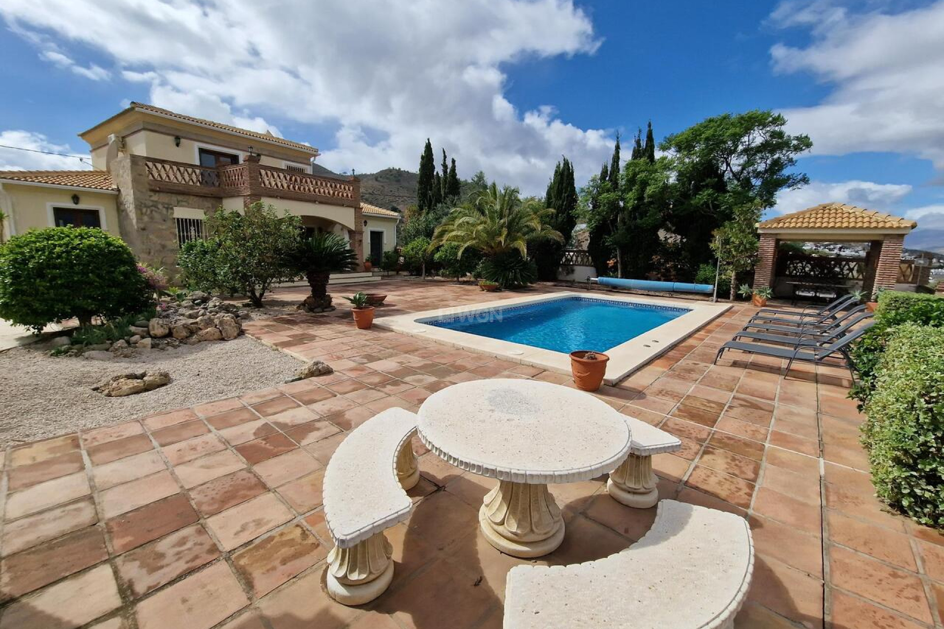 Resale - Villa - Vinuela - Inland