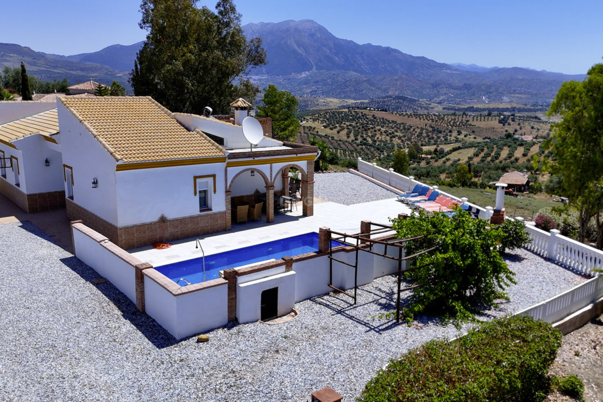 Resale - Villa - Vinuela - Inland