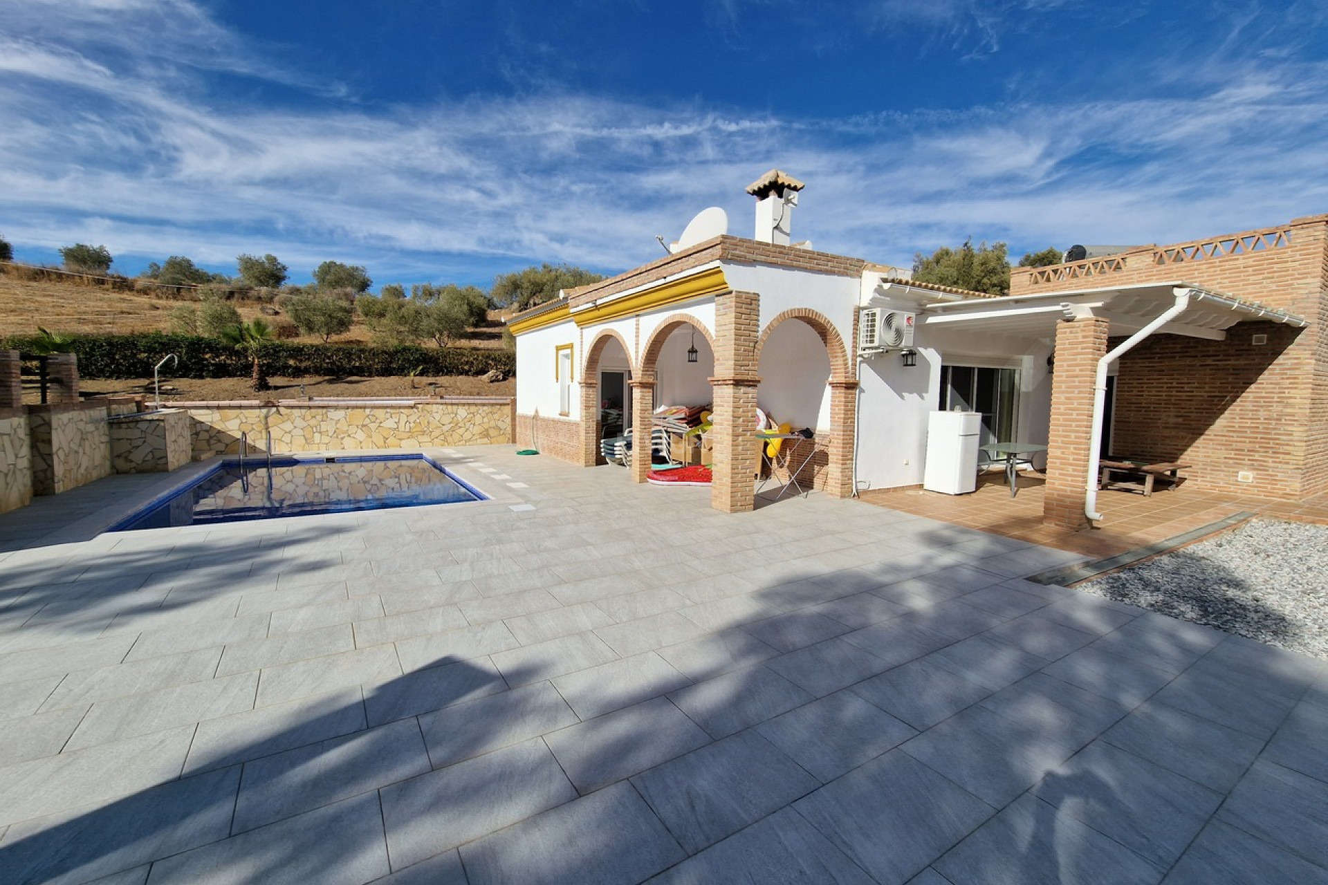 Resale - Villa - Vinuela - Inland