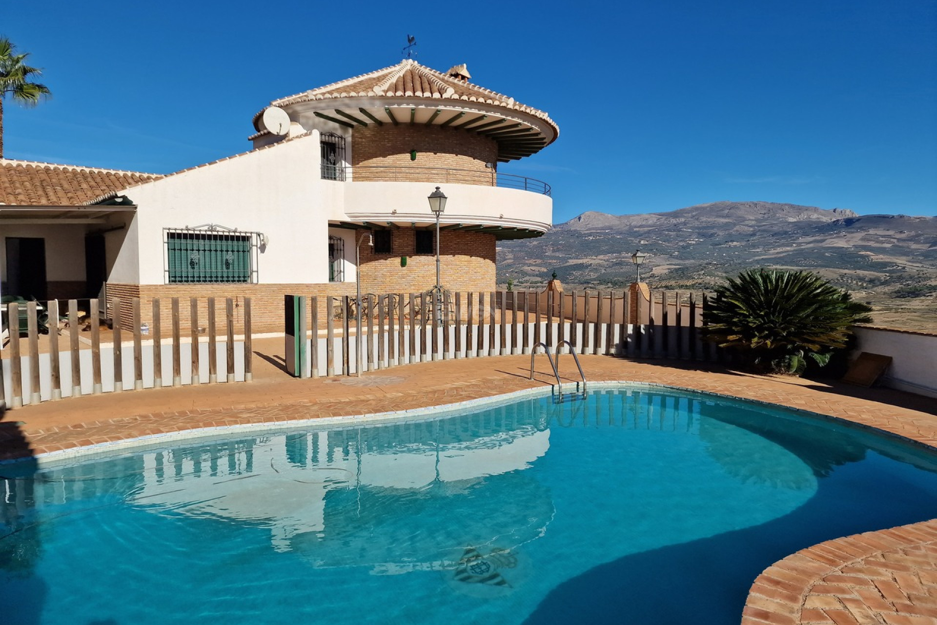 Resale - Villa - Vinuela - Inland