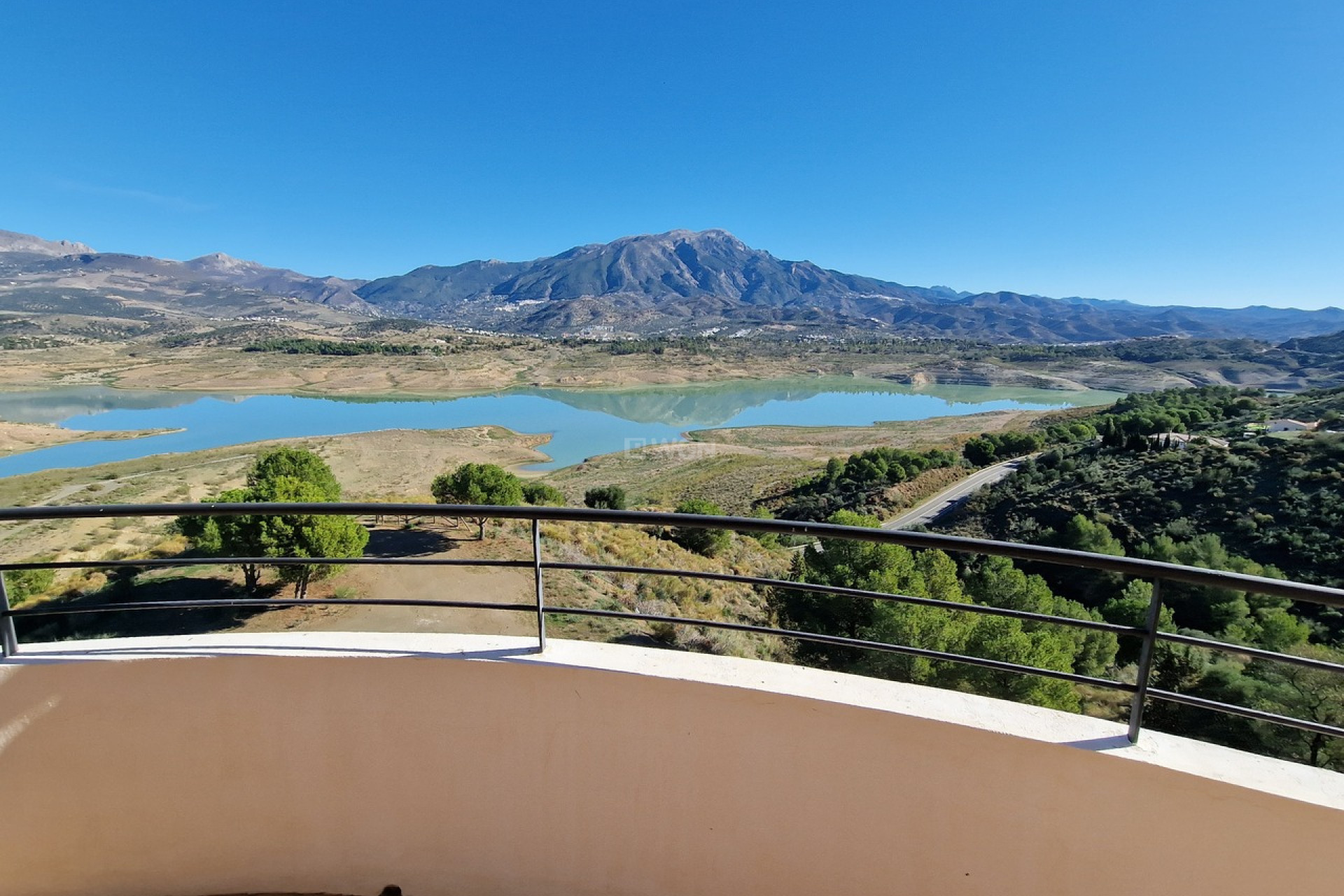 Resale - Villa - Vinuela - Inland