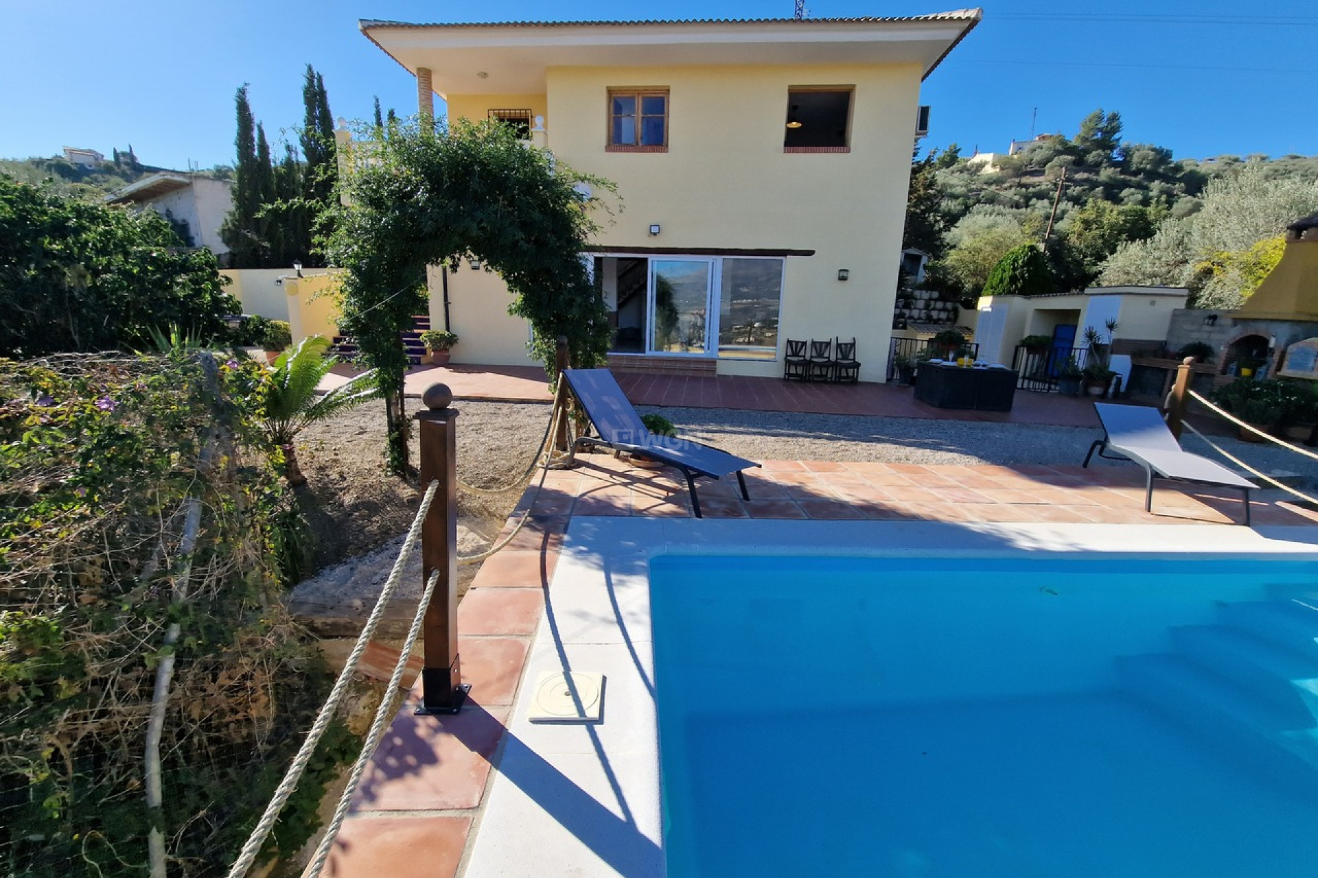 Resale - Villa - Vinuela - Inland