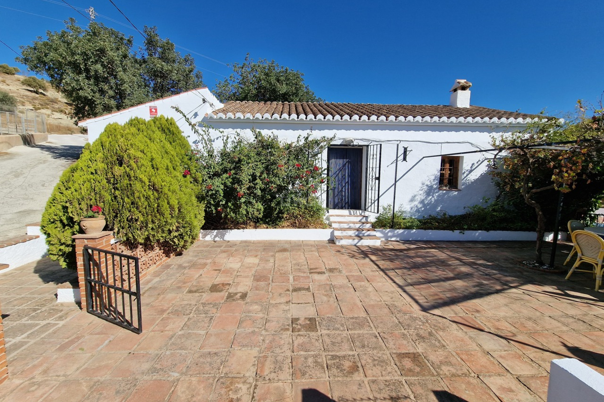 Resale - Villa - Vinuela - Inland