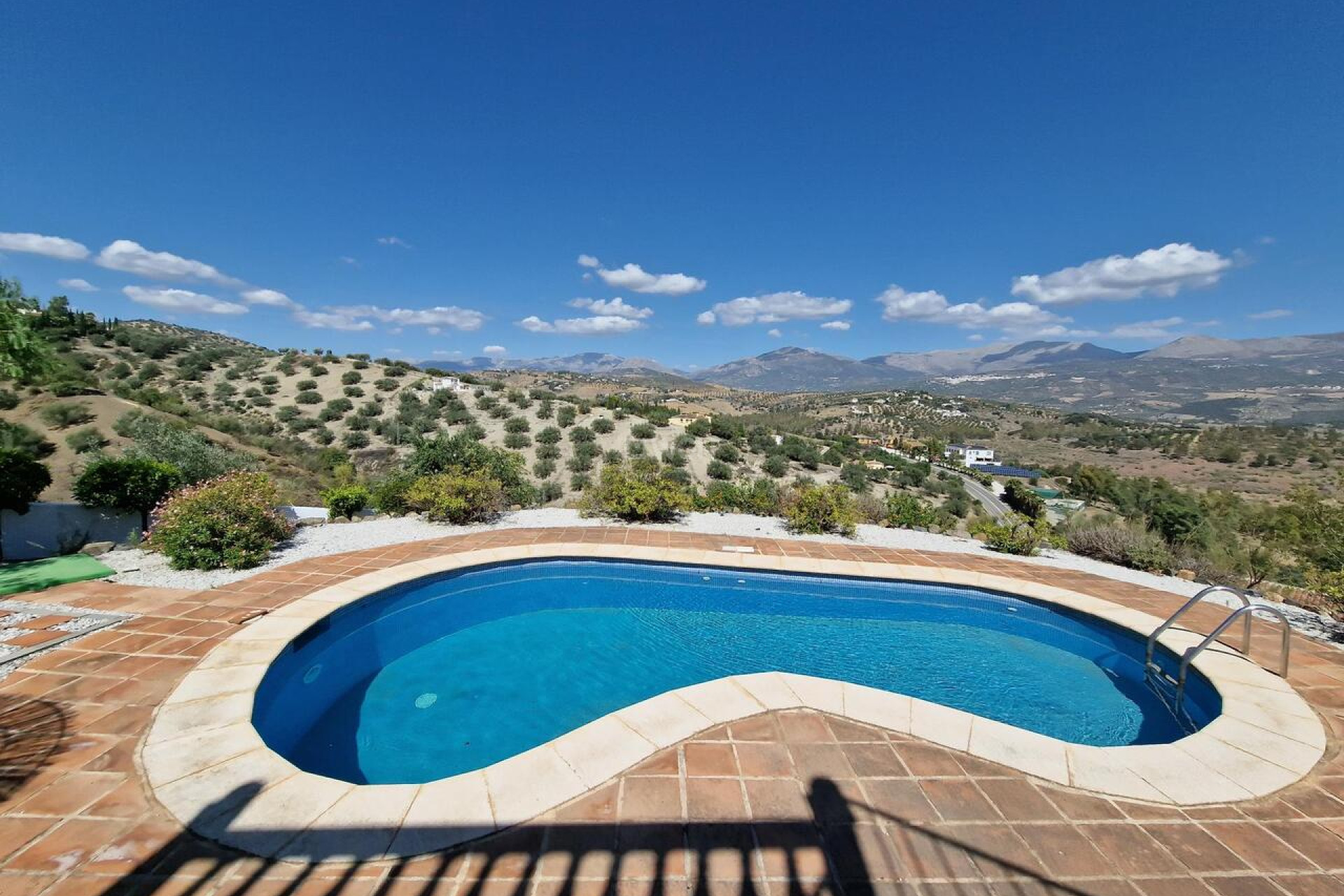 Resale - Villa - Vinuela - Inland