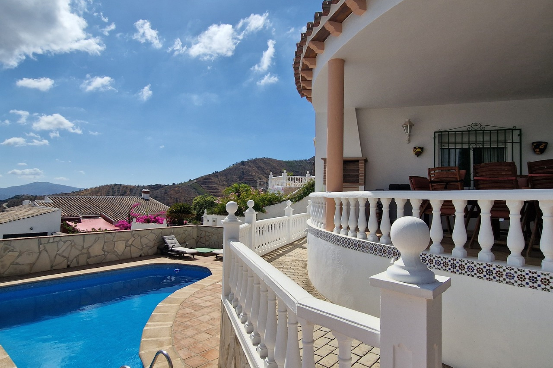 Resale - Villa - Vinuela - Inland