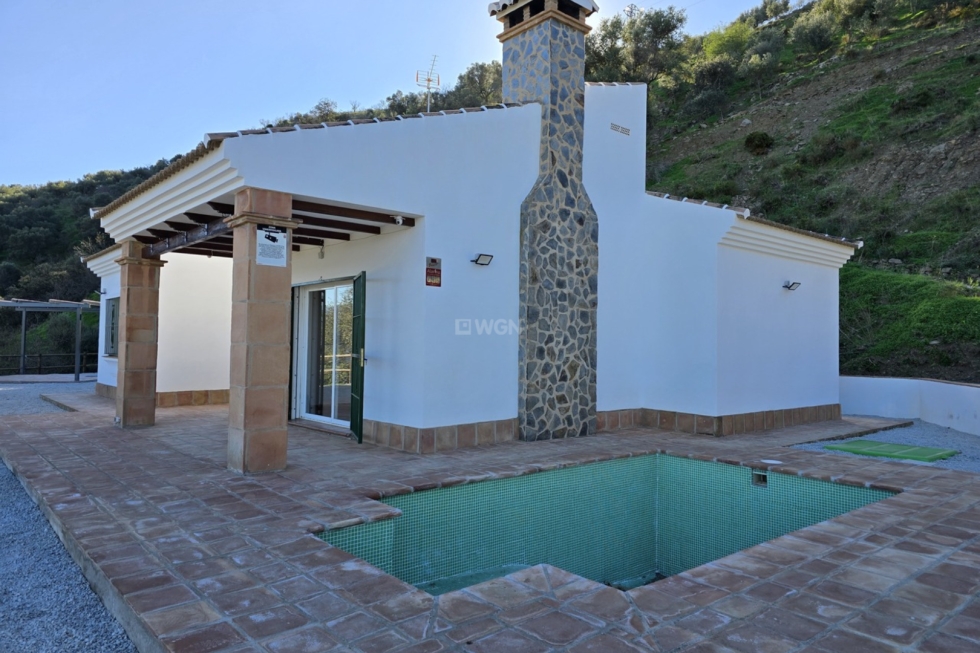 Resale - Villa - Vinuela - Inland