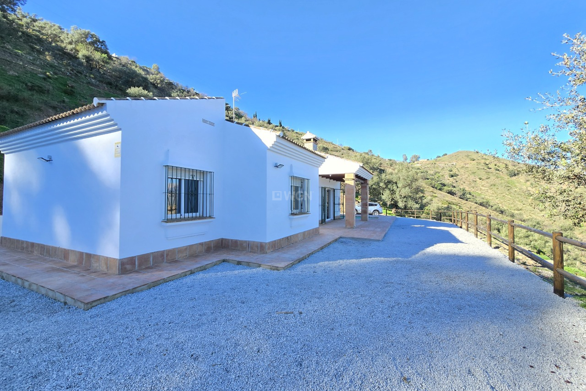 Resale - Villa - Vinuela - Inland