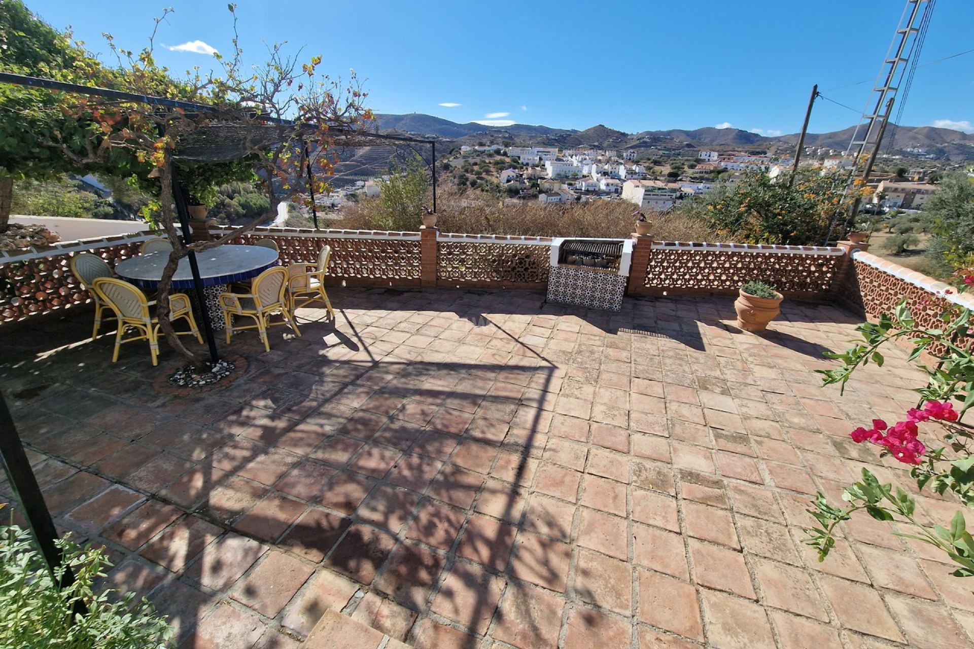 Resale - Villa - Vinuela - Inland