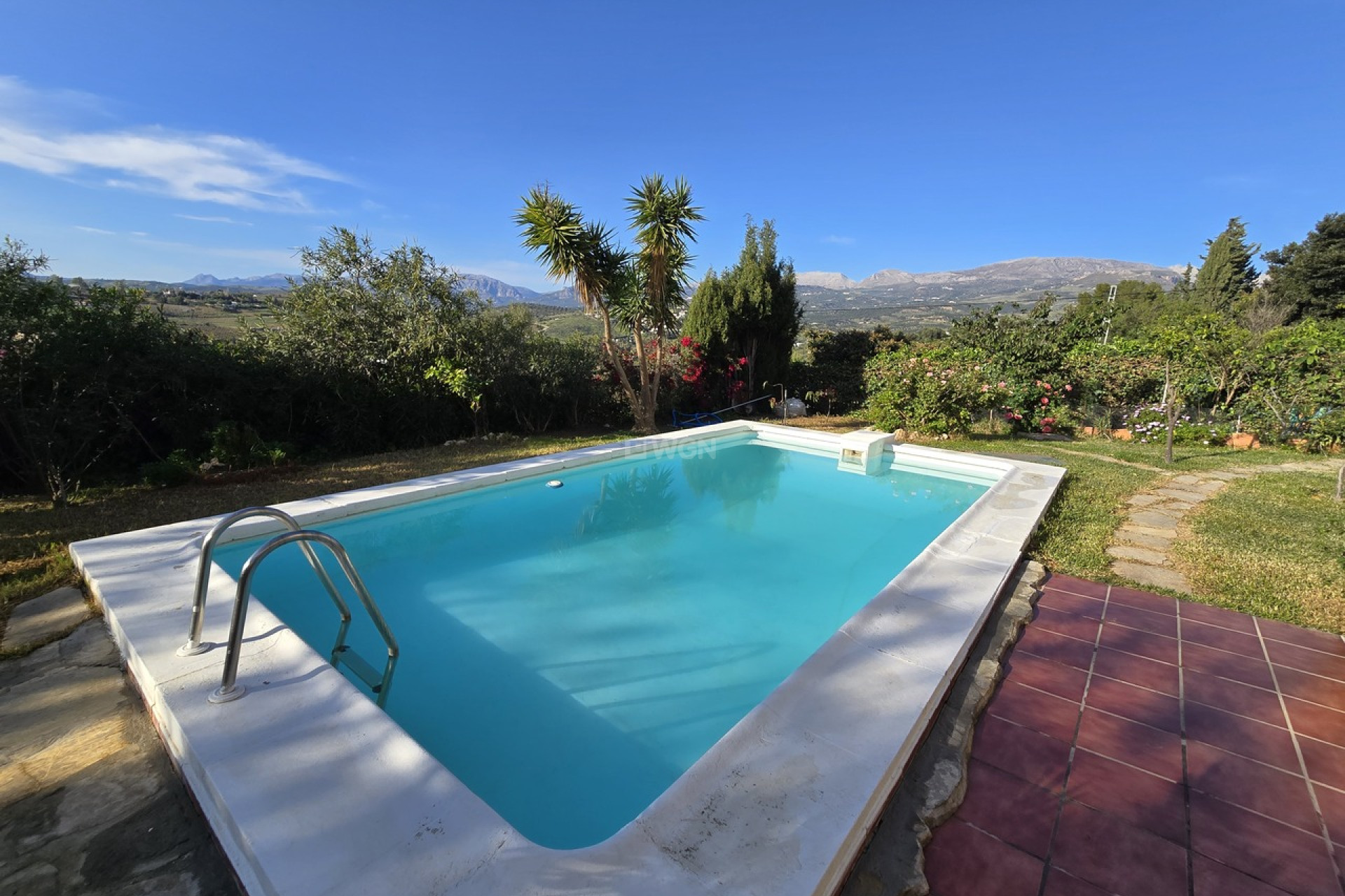 Resale - Villa - Vinuela - Inland