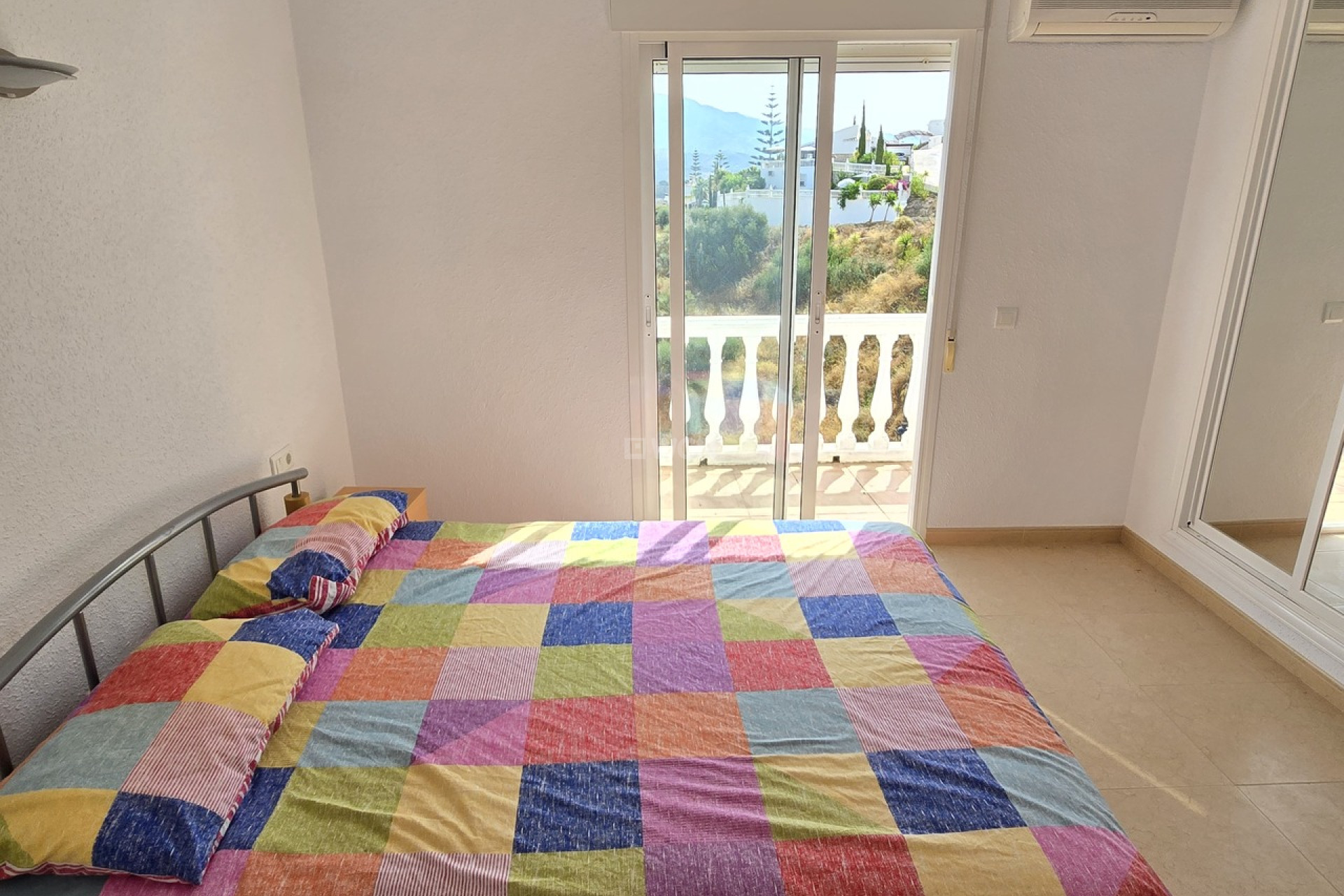 Resale - Villa - Vinuela - Inland