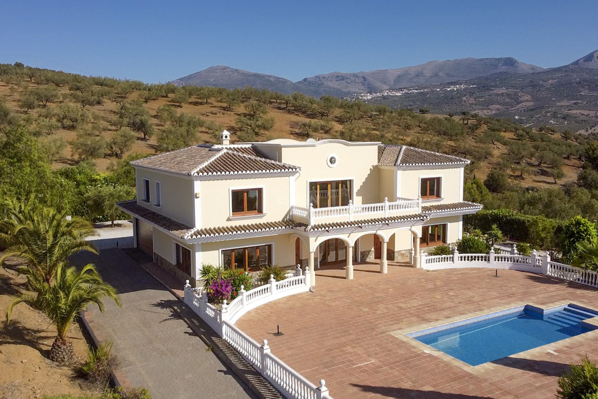 Resale - Villa - Vinuela - Inland
