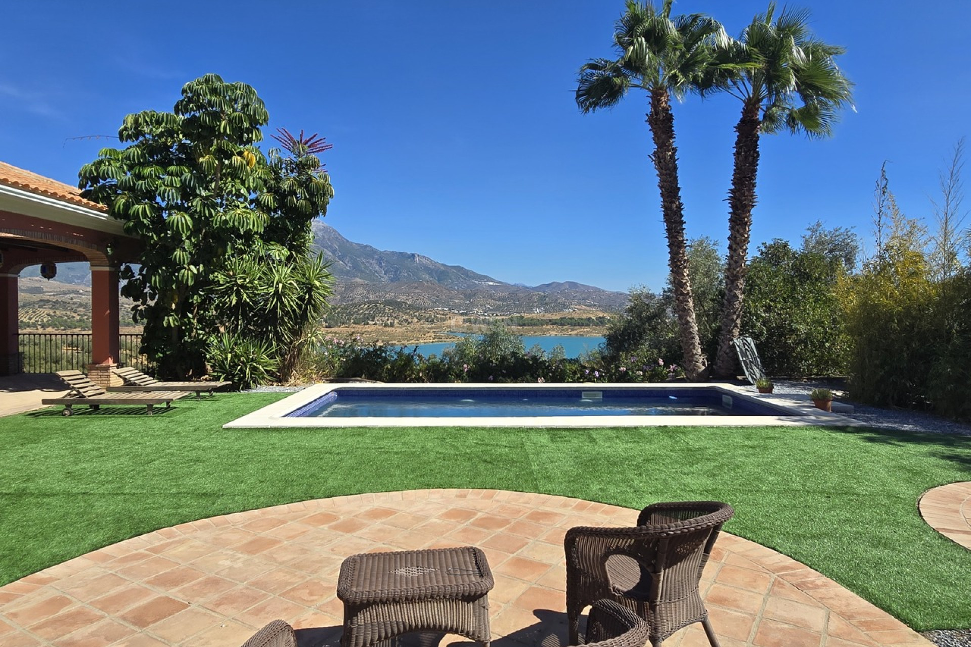 Resale - Villa - Vinuela - Inland