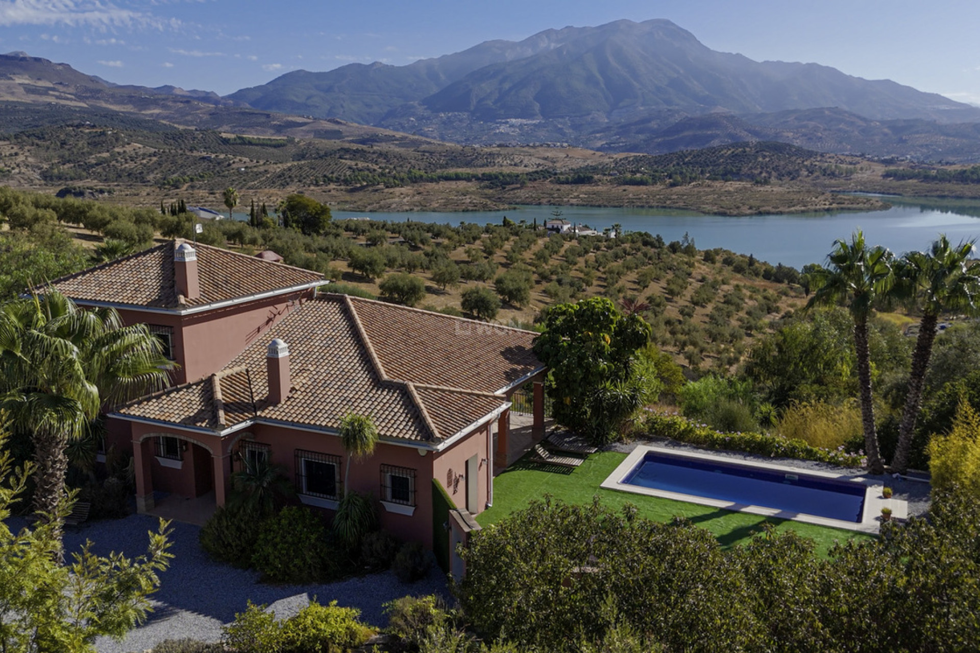 Resale - Villa - Vinuela - Inland