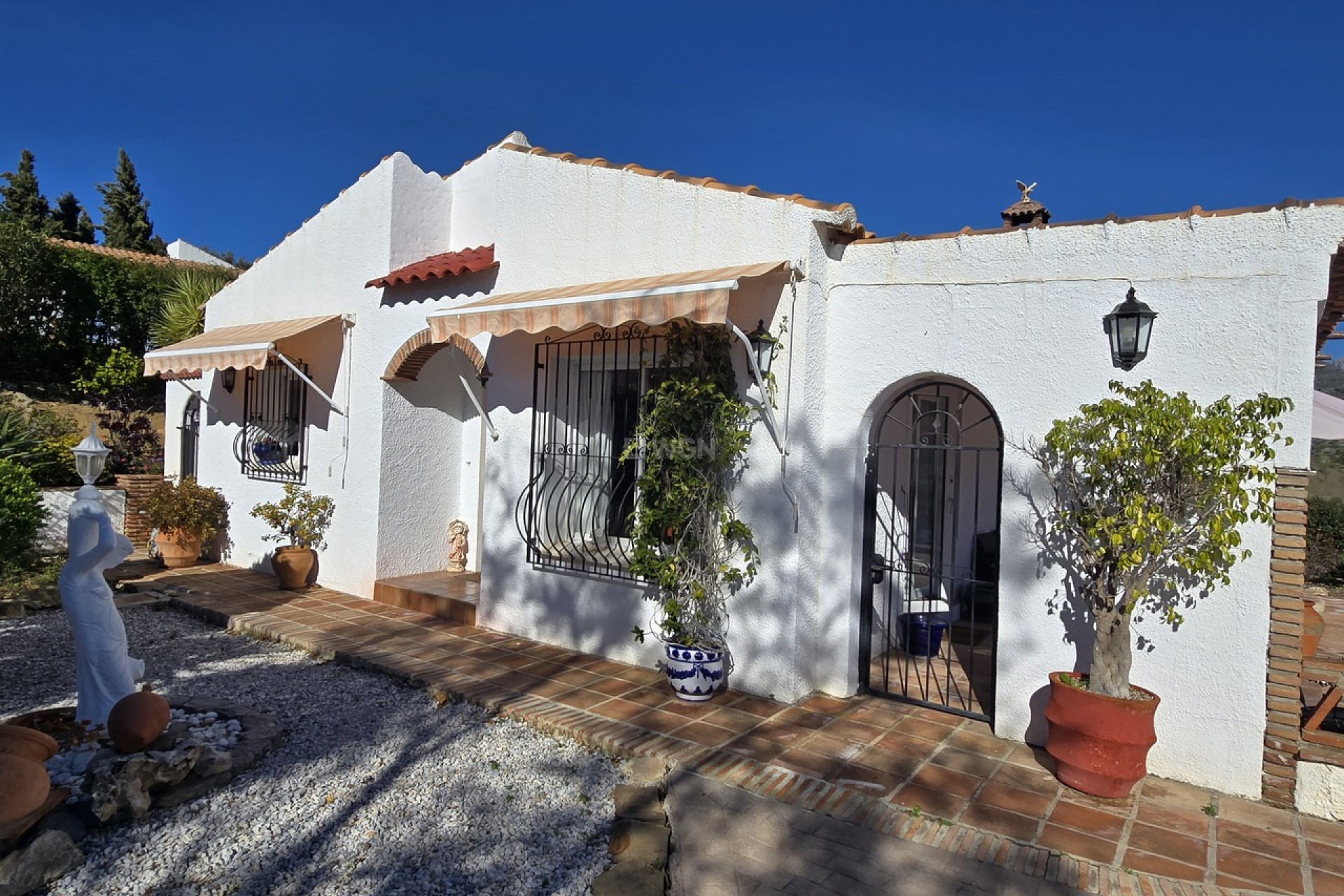 Resale - Villa - Vinuela - Inland