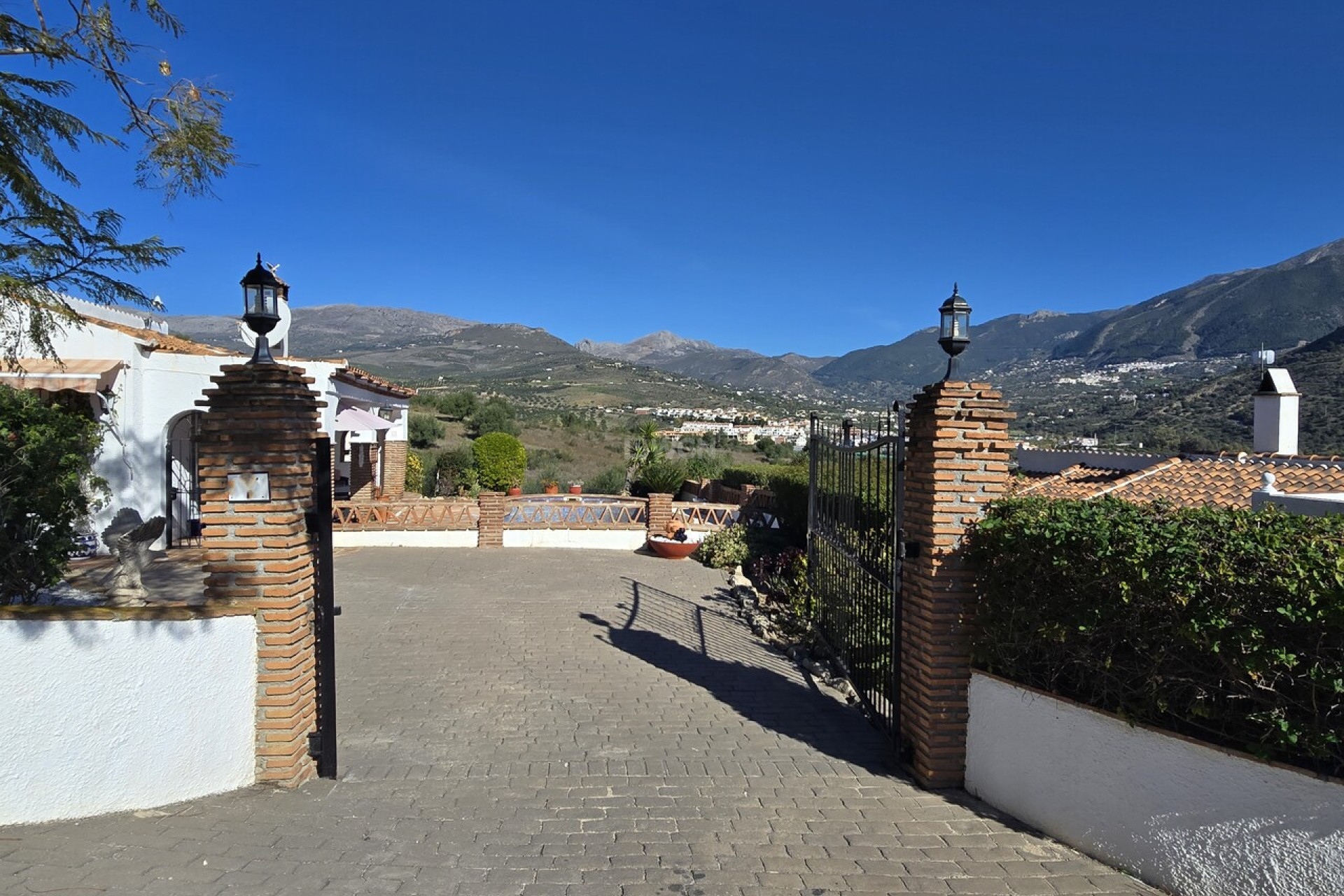 Resale - Villa - Vinuela - Inland