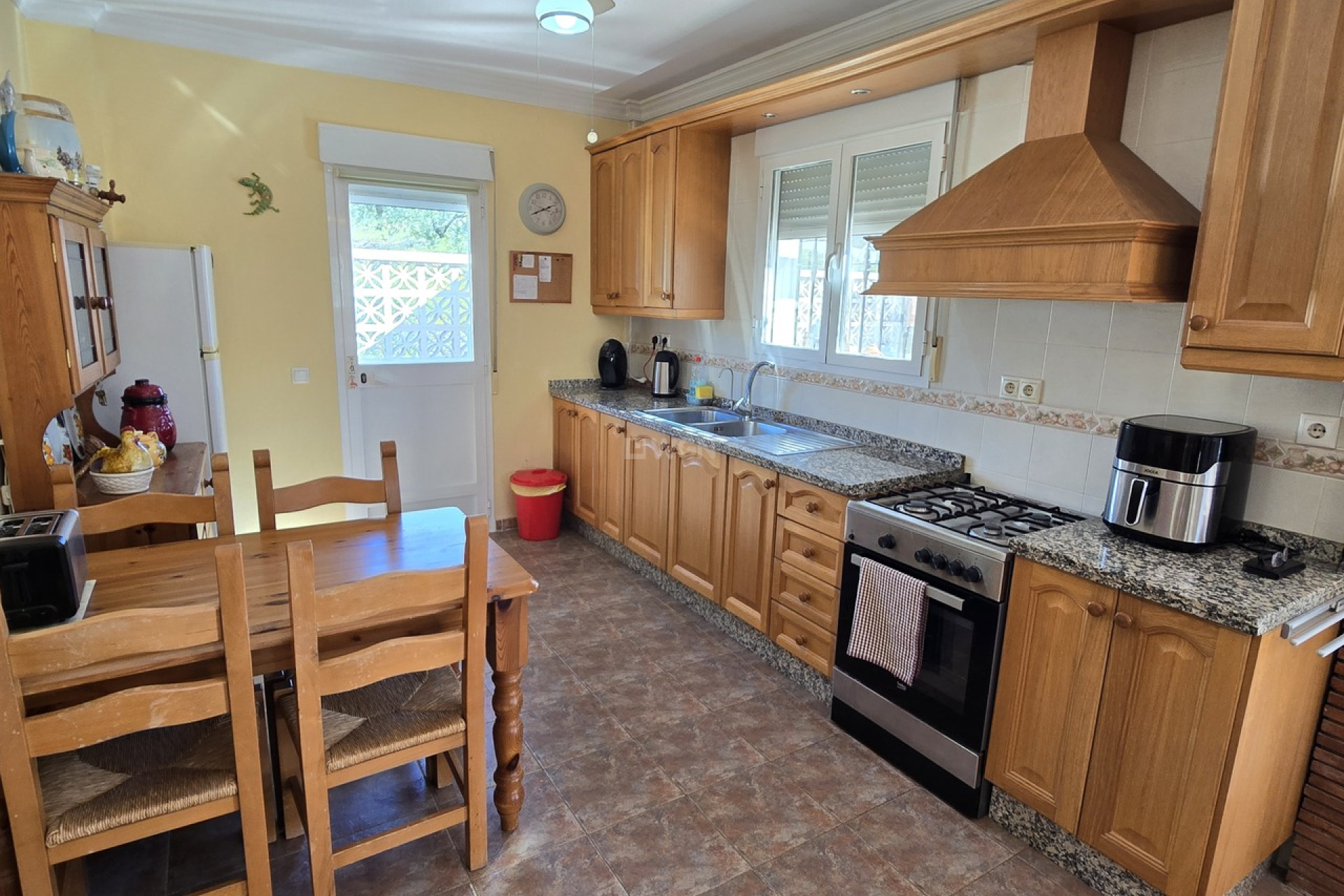 Resale - Villa - Vinuela - Inland