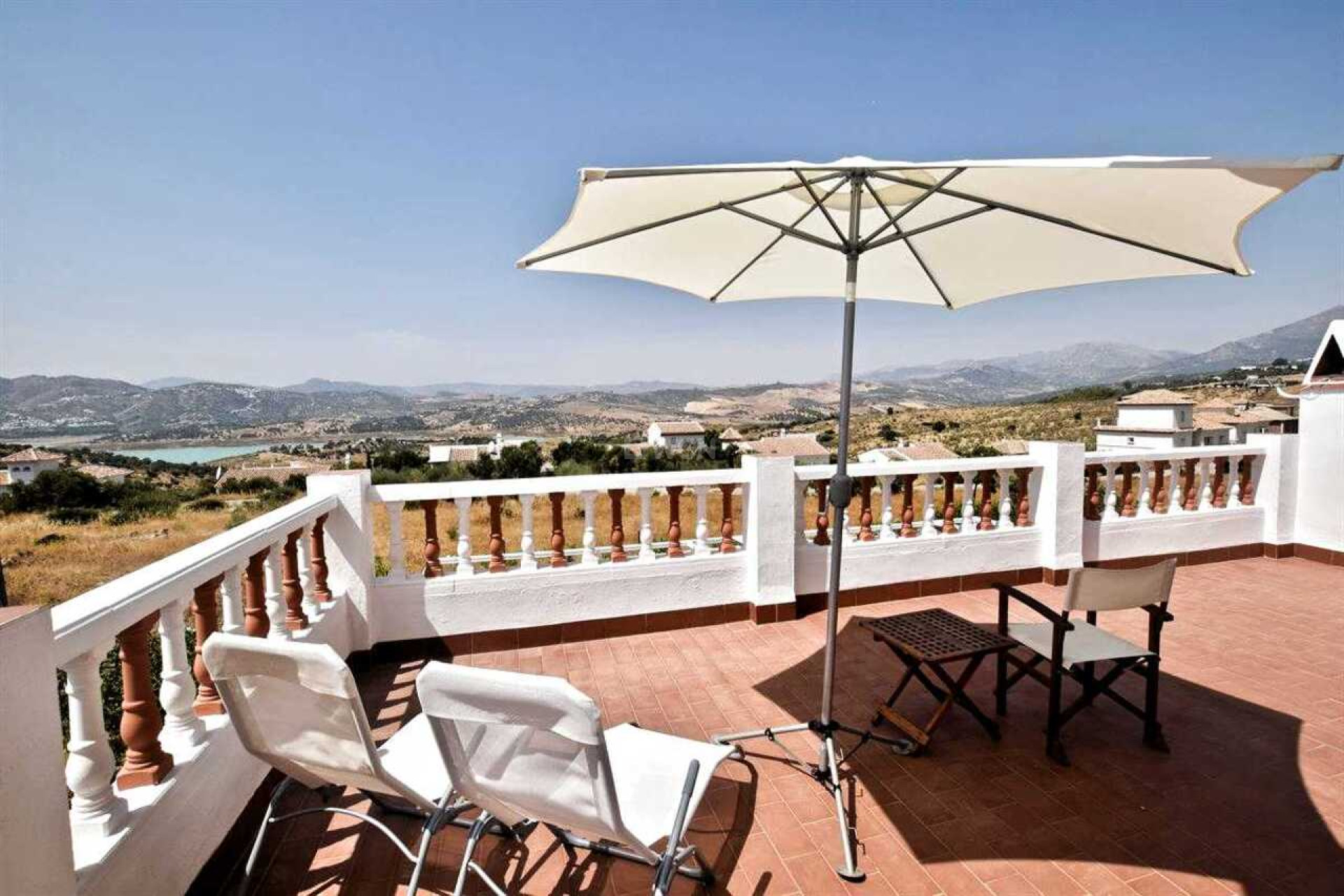 Resale - Villa - Vinuela - Inland