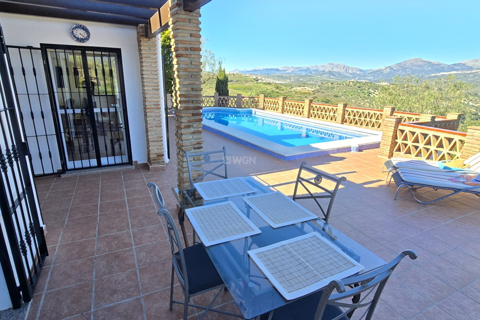 Resale - Villa - Vinuela - Inland