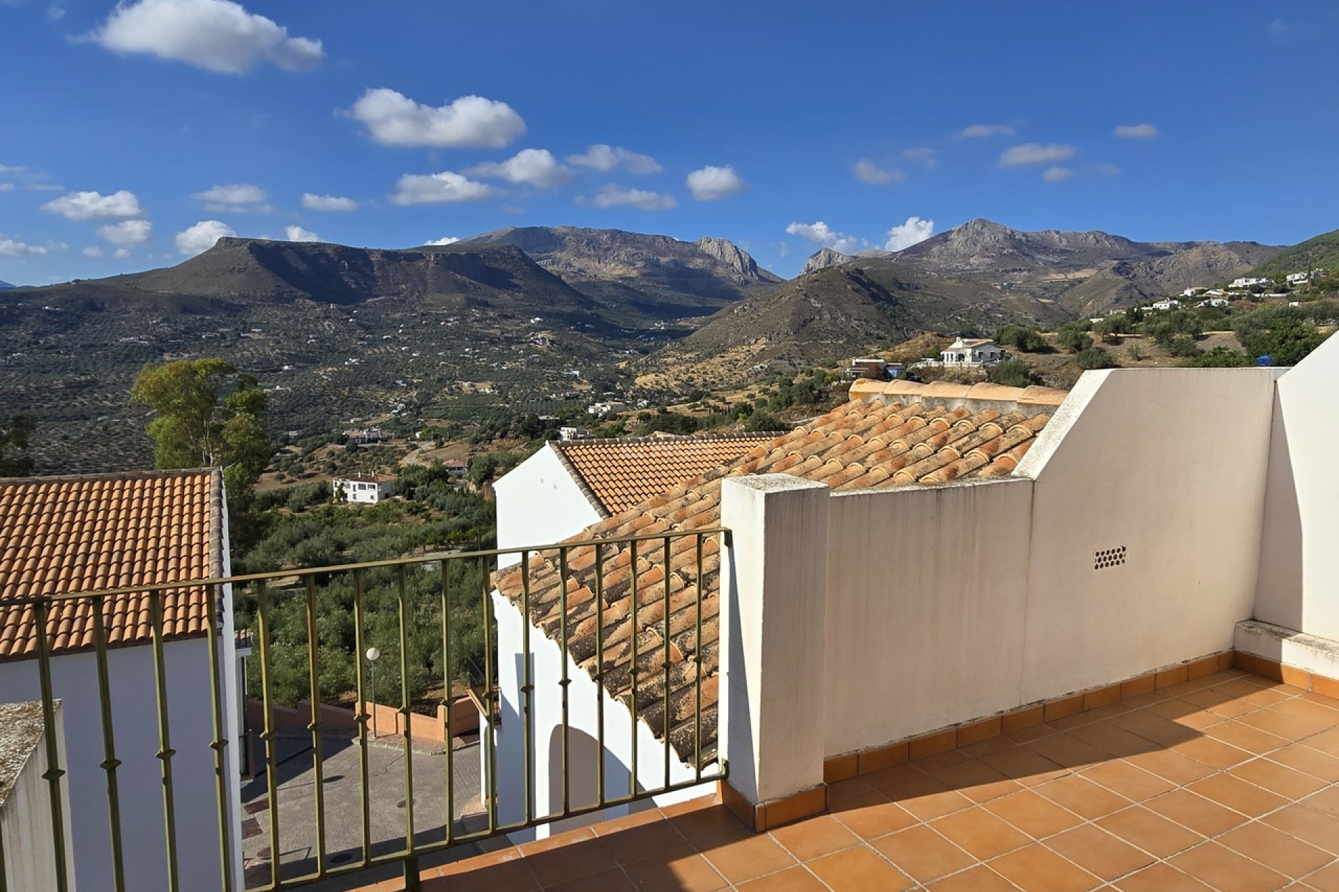 Reventa - Adosado - Alcaucín - Inland