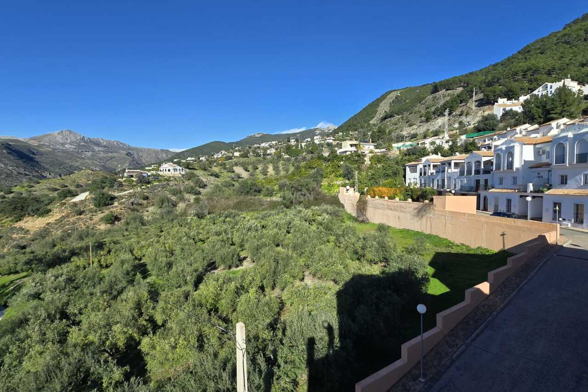 Reventa - Adosado - Alcaucín - Inland