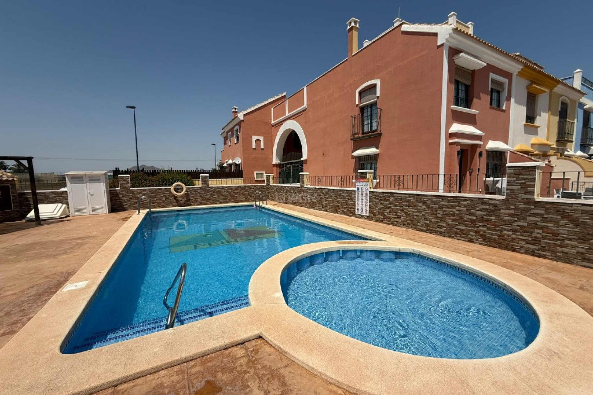 Reventa - Adosado - Roda - Inland