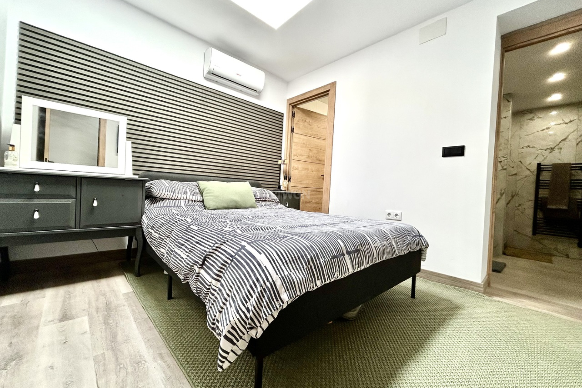 Reventa - Adosado - San Miguel de Salinas - Inland