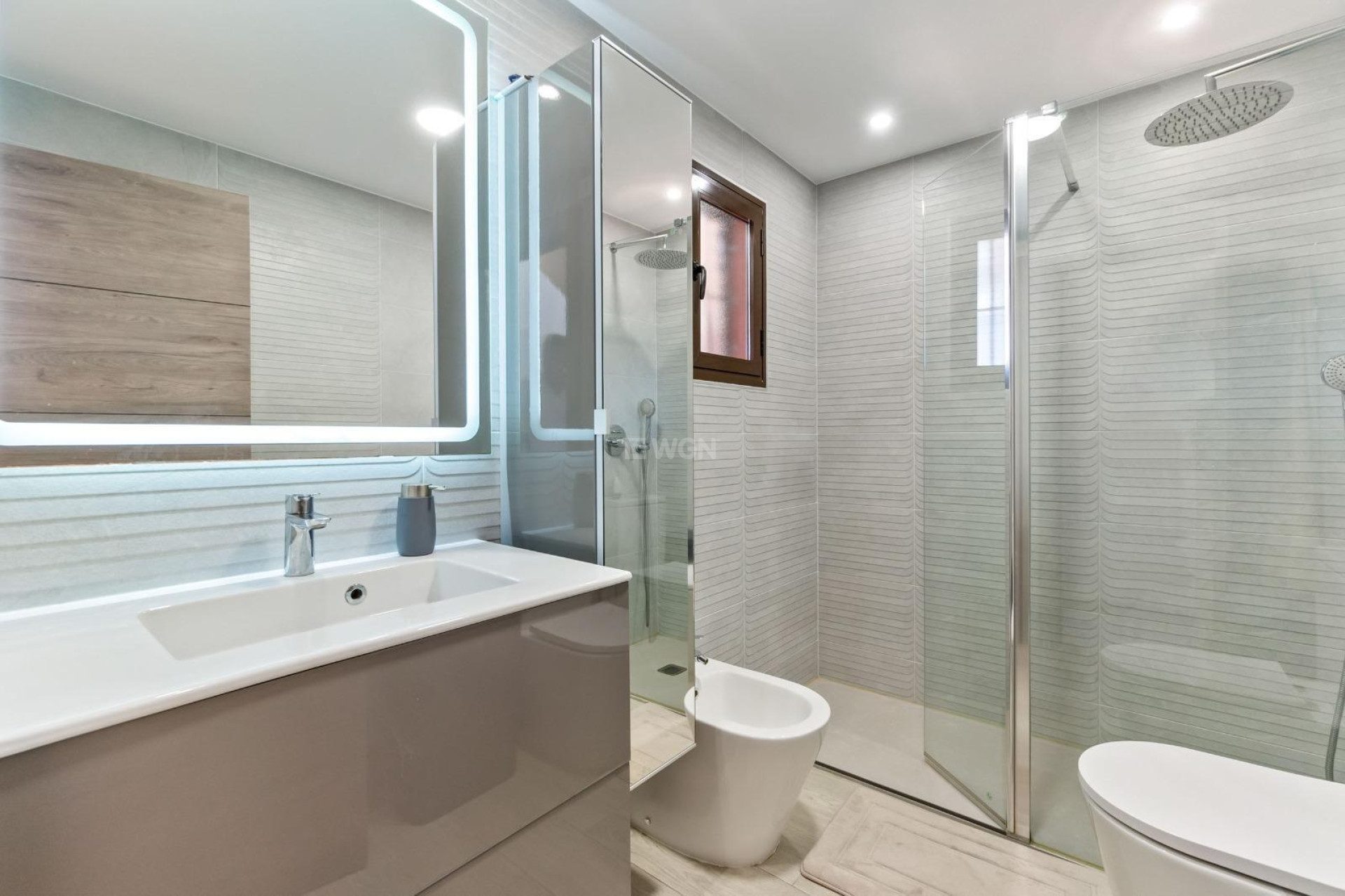 Reventa - Adosado - Torrevieja - aguas nuevas