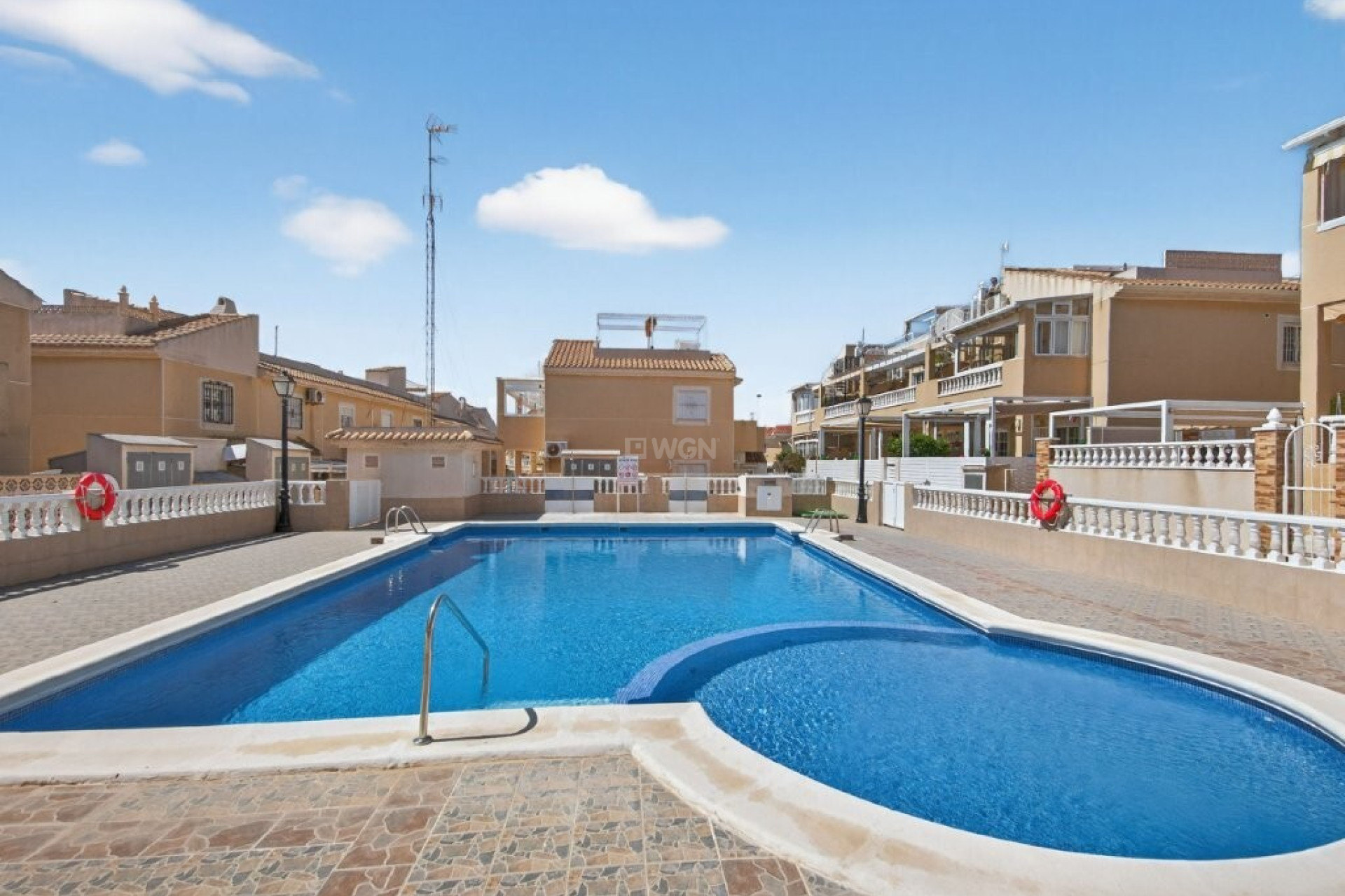 Reventa - Adosado - Torrevieja - aguas nuevas