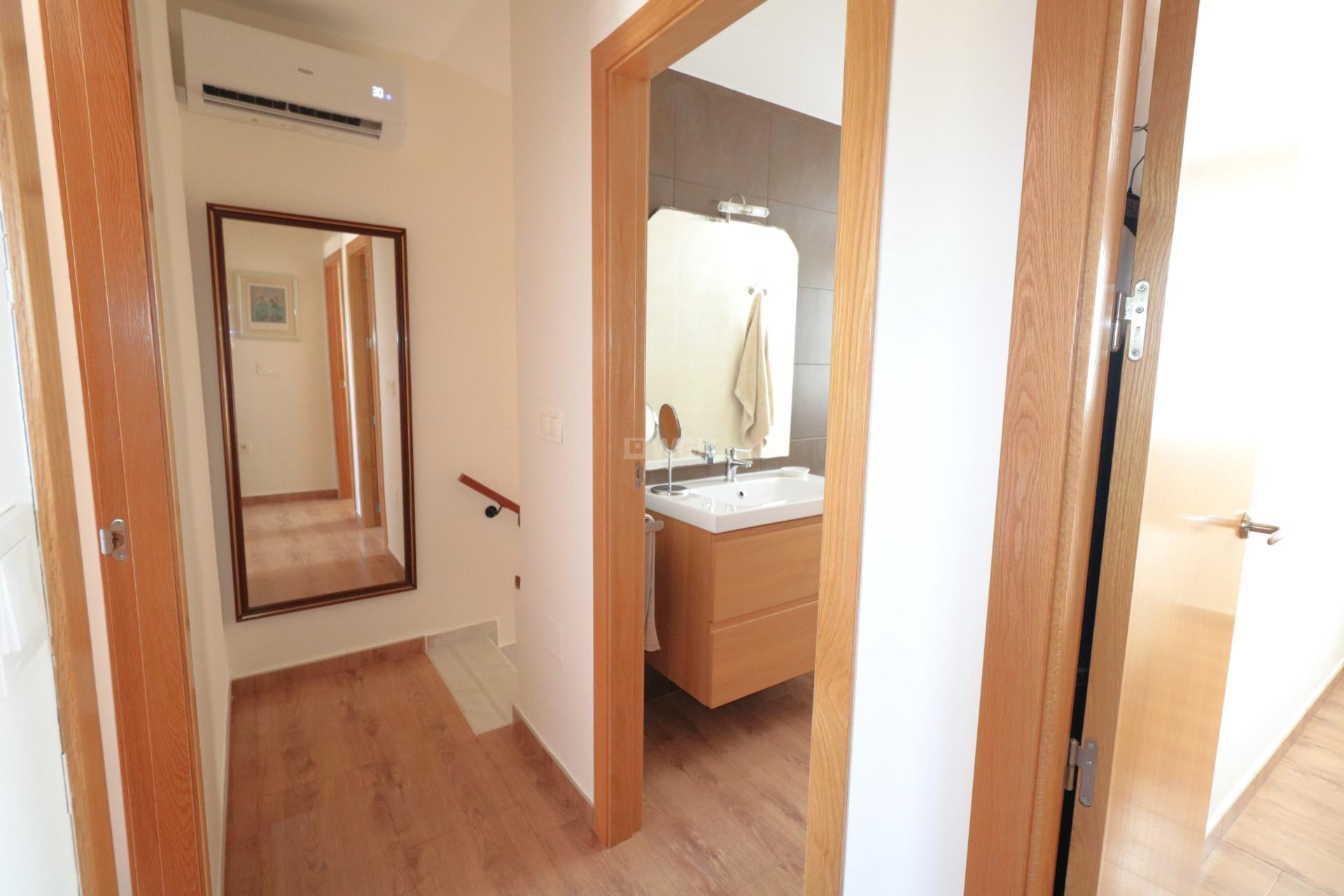 Reventa - Adosado - Torrevieja - Playa De Los Naufragos