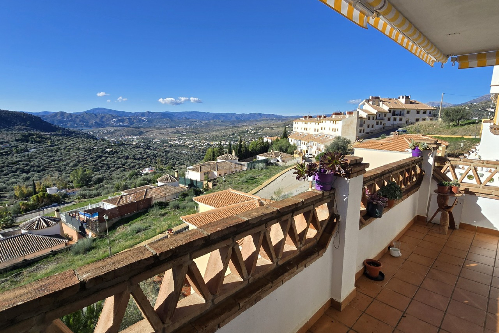 Reventa - Apartamento / piso - Alcaucín - Inland