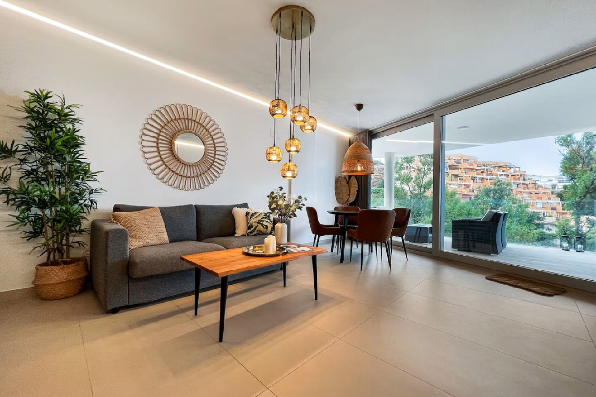 Reventa - Apartamento / piso - Carvajal - Costa del Sol