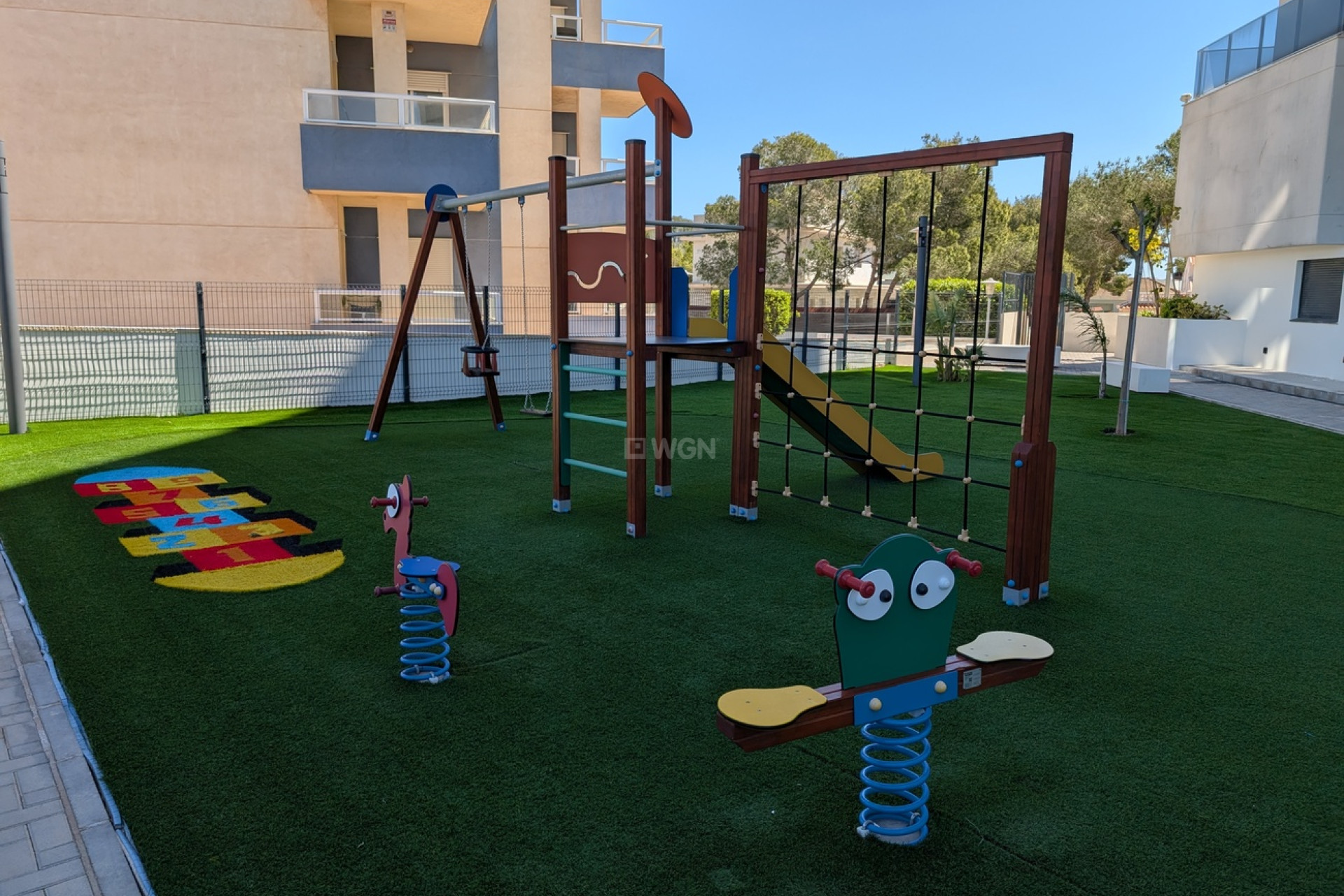 Reventa - Apartamento / piso - Dehesa de Campoamor - Costa Blanca