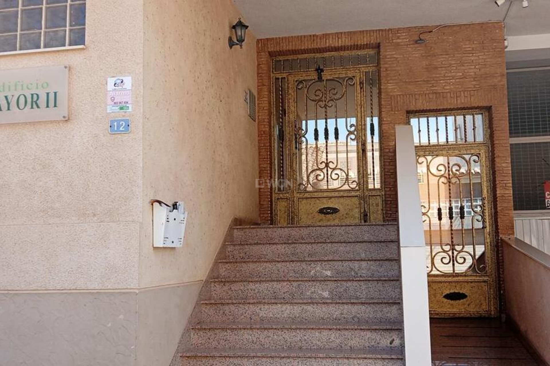 Reventa - Apartamento / piso - Los Montesinos - PUEBLO CENTRO