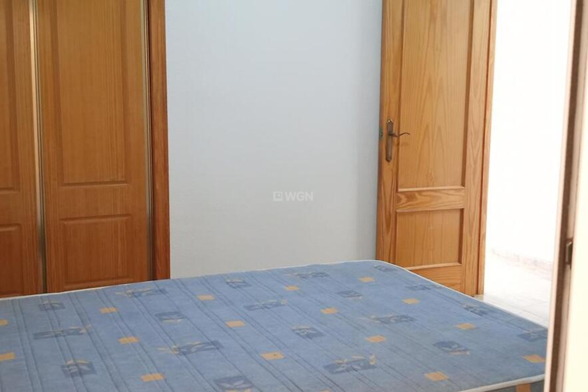 Reventa - Apartamento / piso - Los Montesinos - PUEBLO CENTRO