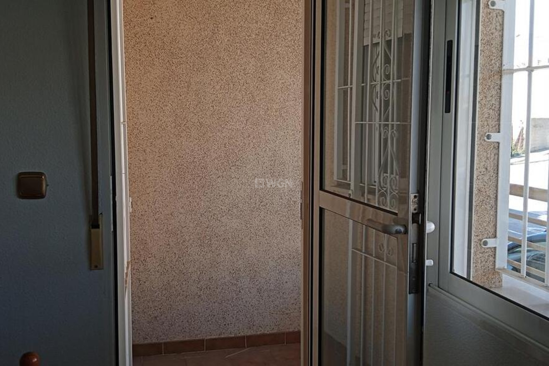 Reventa - Apartamento / piso - Los Montesinos - PUEBLO CENTRO
