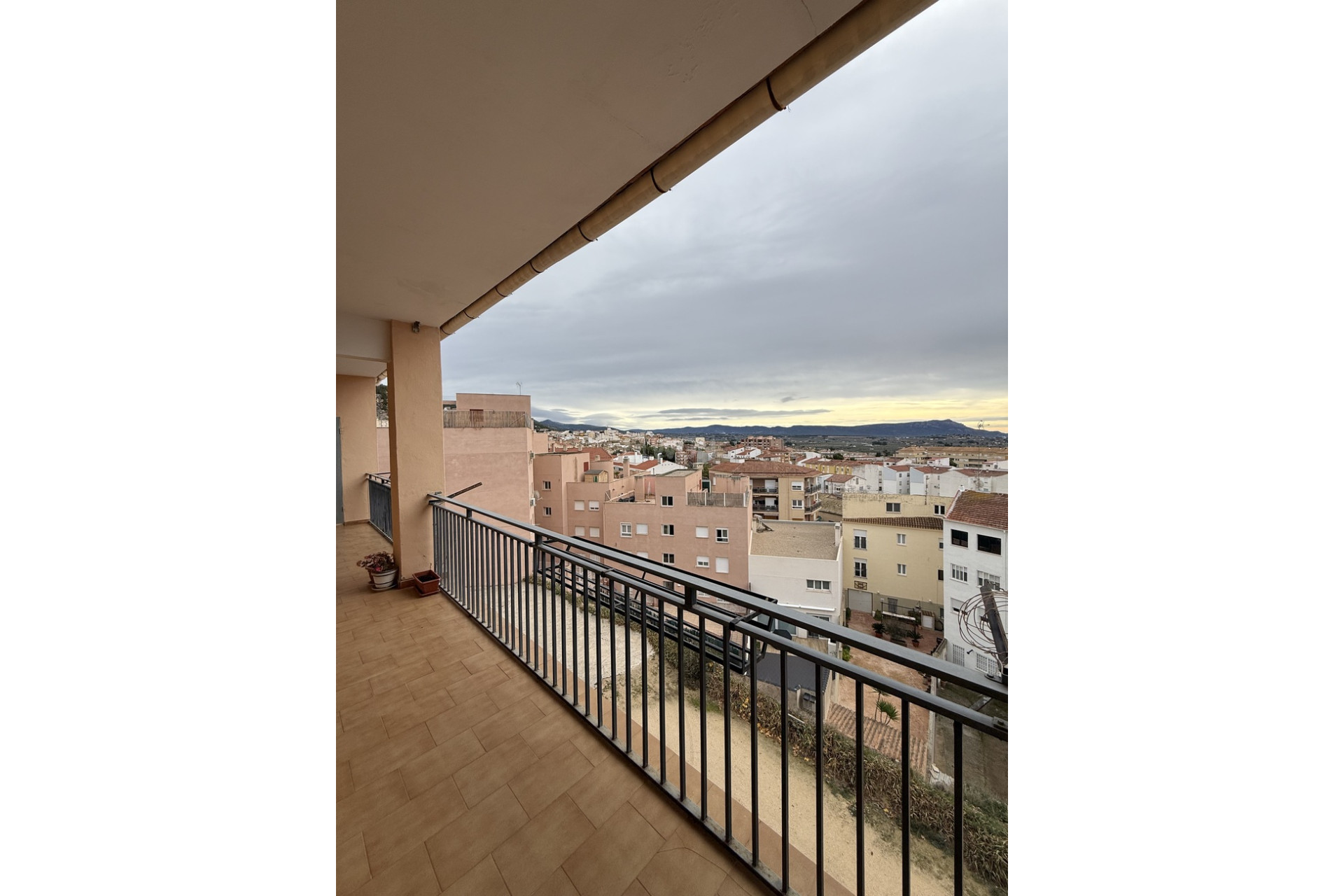 Reventa - Apartamento / piso - Onil - Costa Blanca