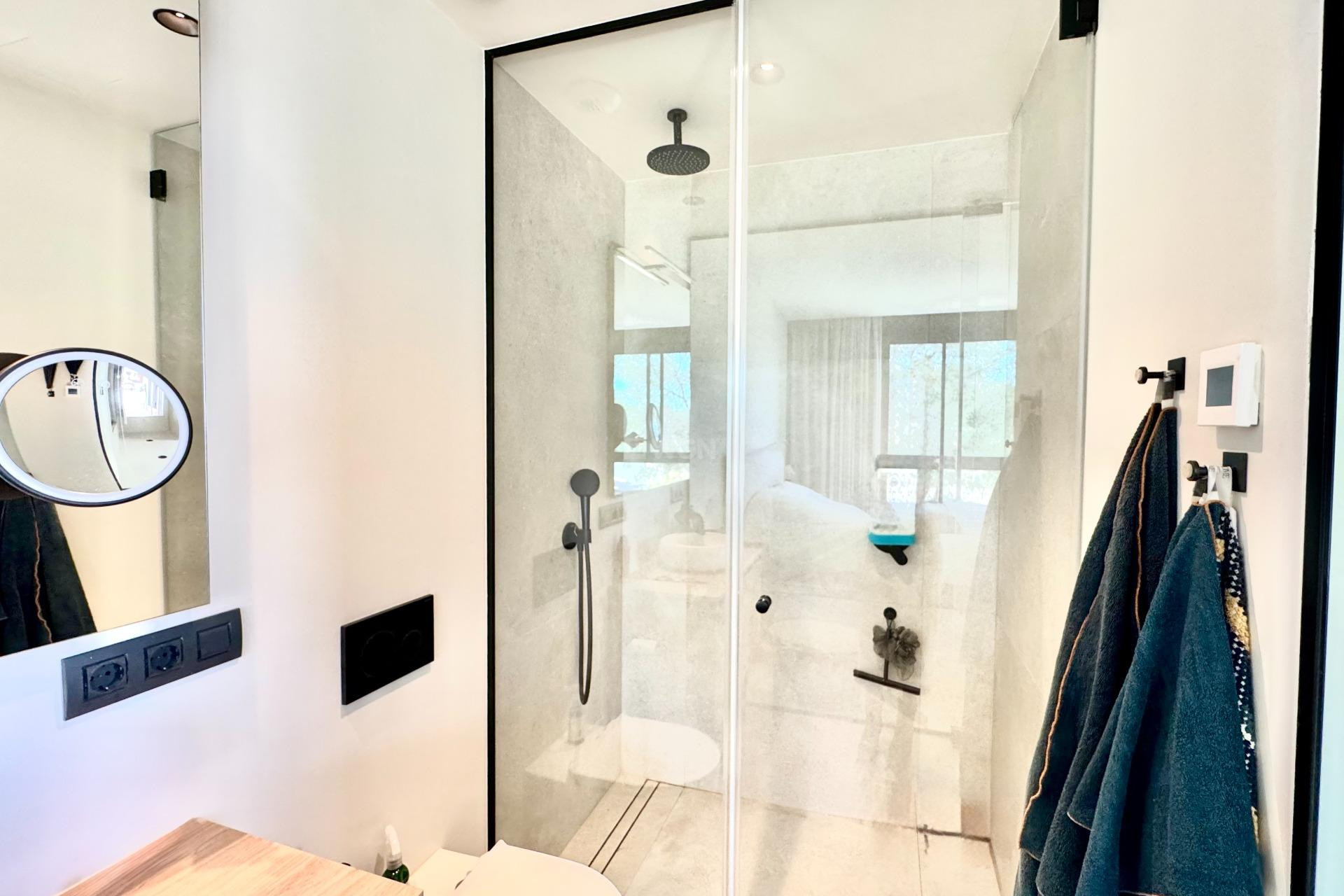 Reventa - Apartamento / piso - Orihuela - Las Colinas Golf