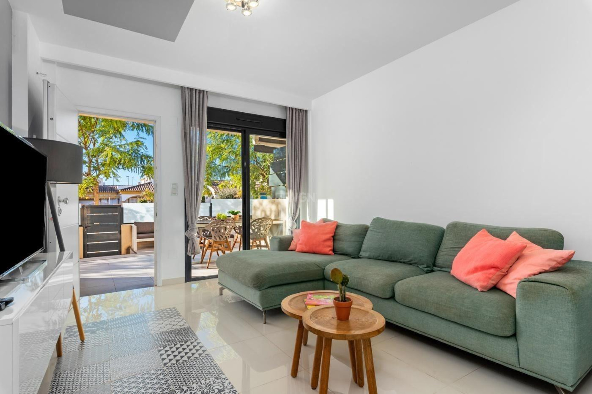 Reventa - Apartamento / piso - Pilar de la Horadada - Pueblo Latino