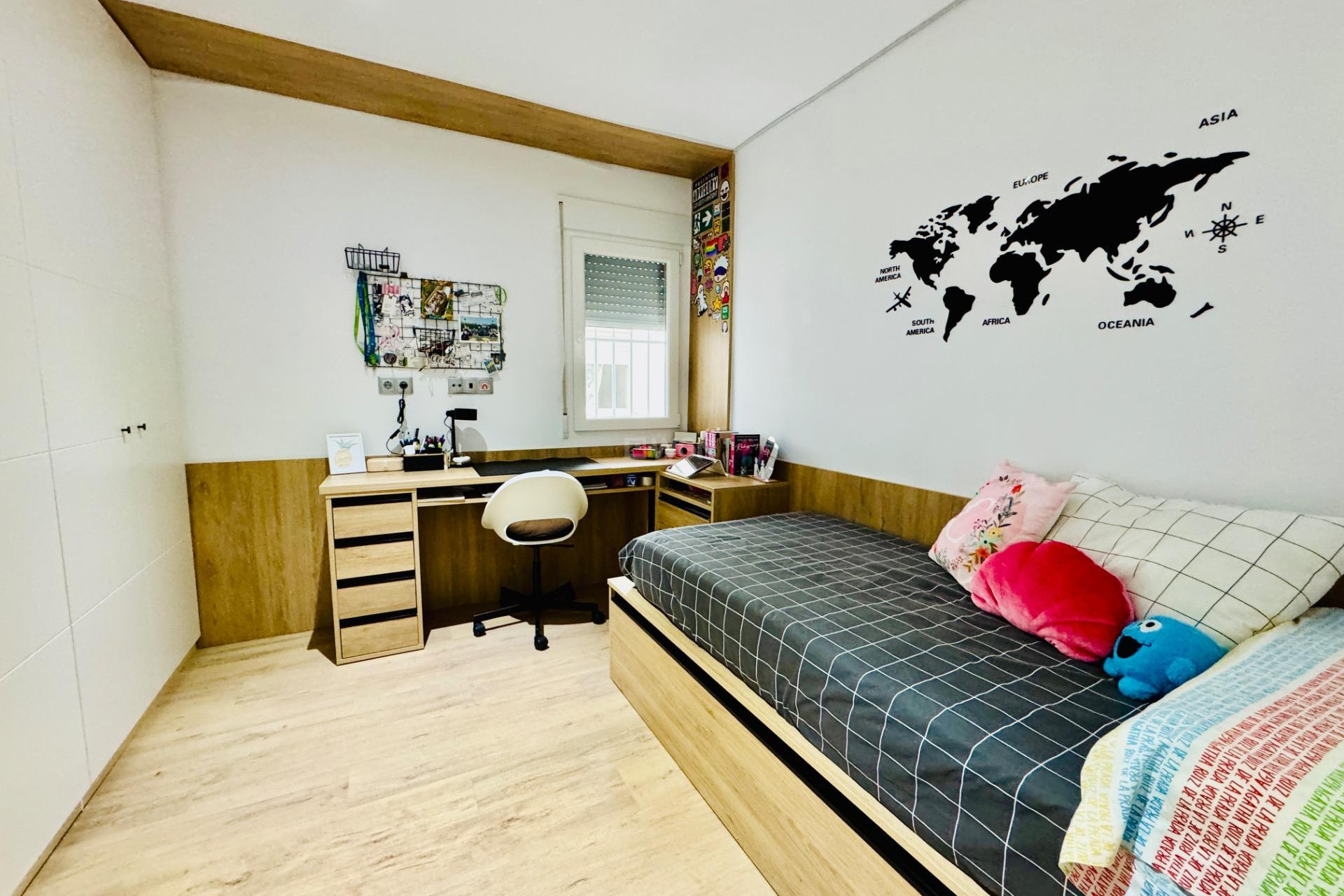 Reventa - Apartamento / piso - Pilar de la Horadada - Zona Pueblo