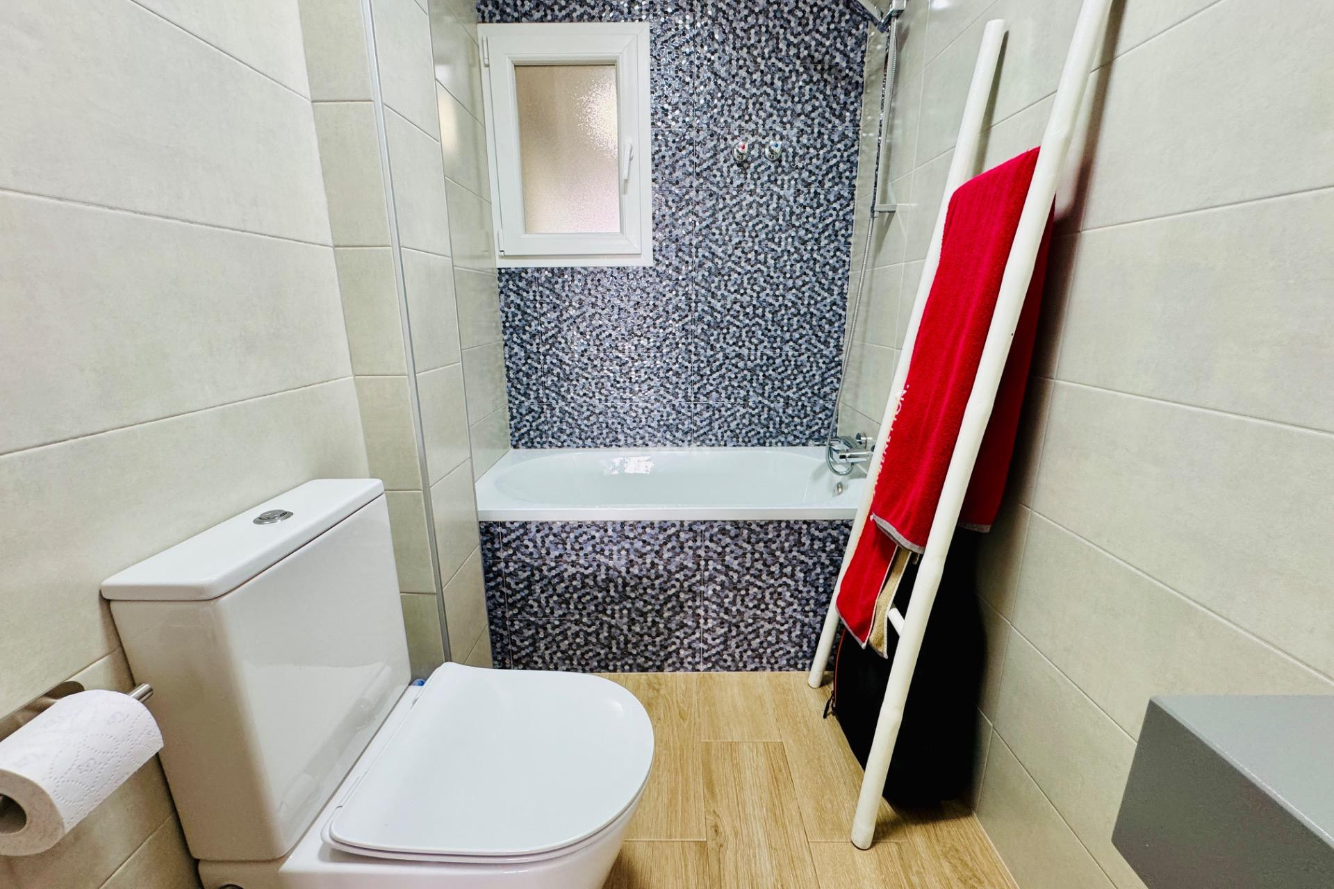 Reventa - Apartamento / piso - Pilar de la Horadada - Zona Pueblo
