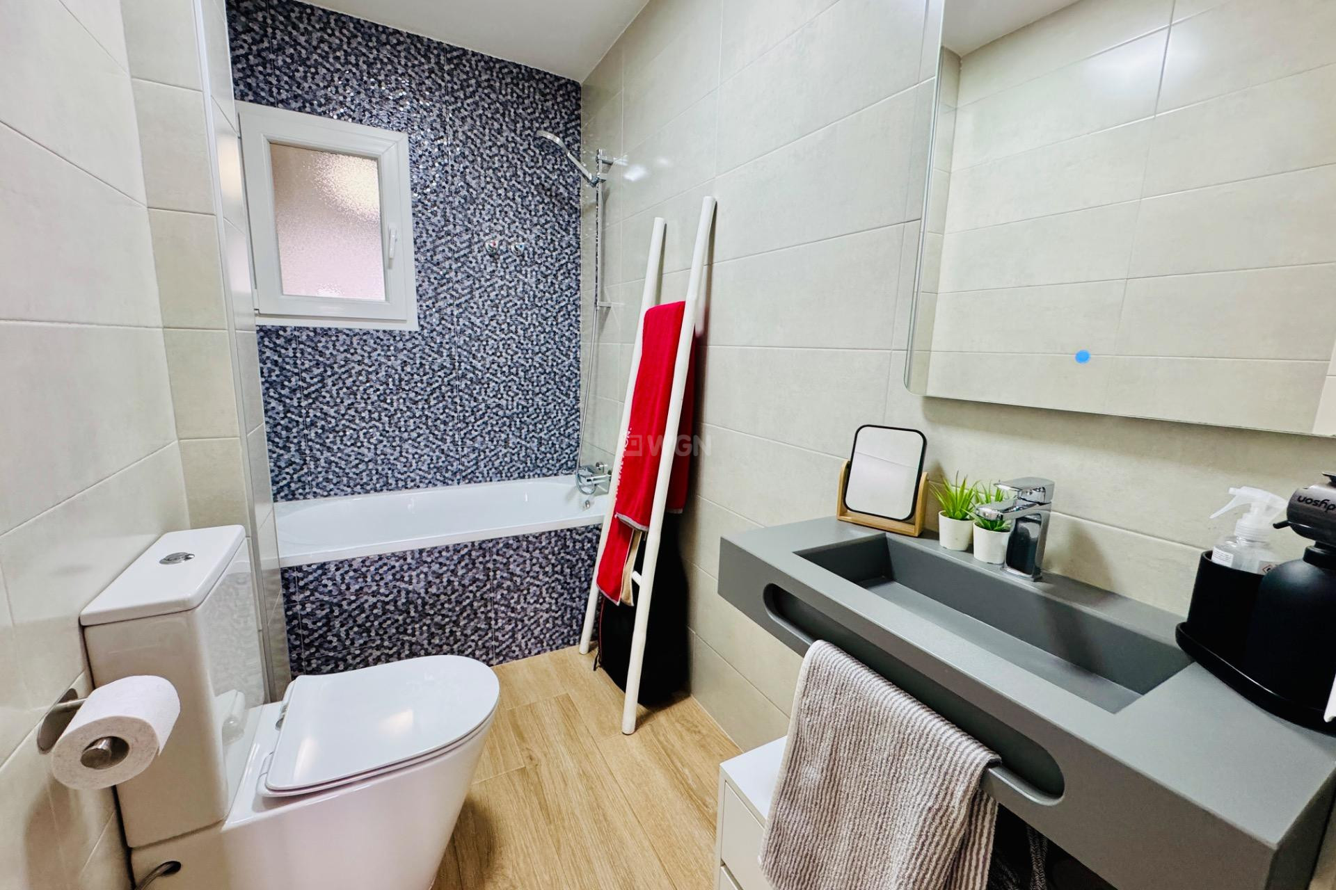 Reventa - Apartamento / piso - Pilar de la Horadada - Zona Pueblo
